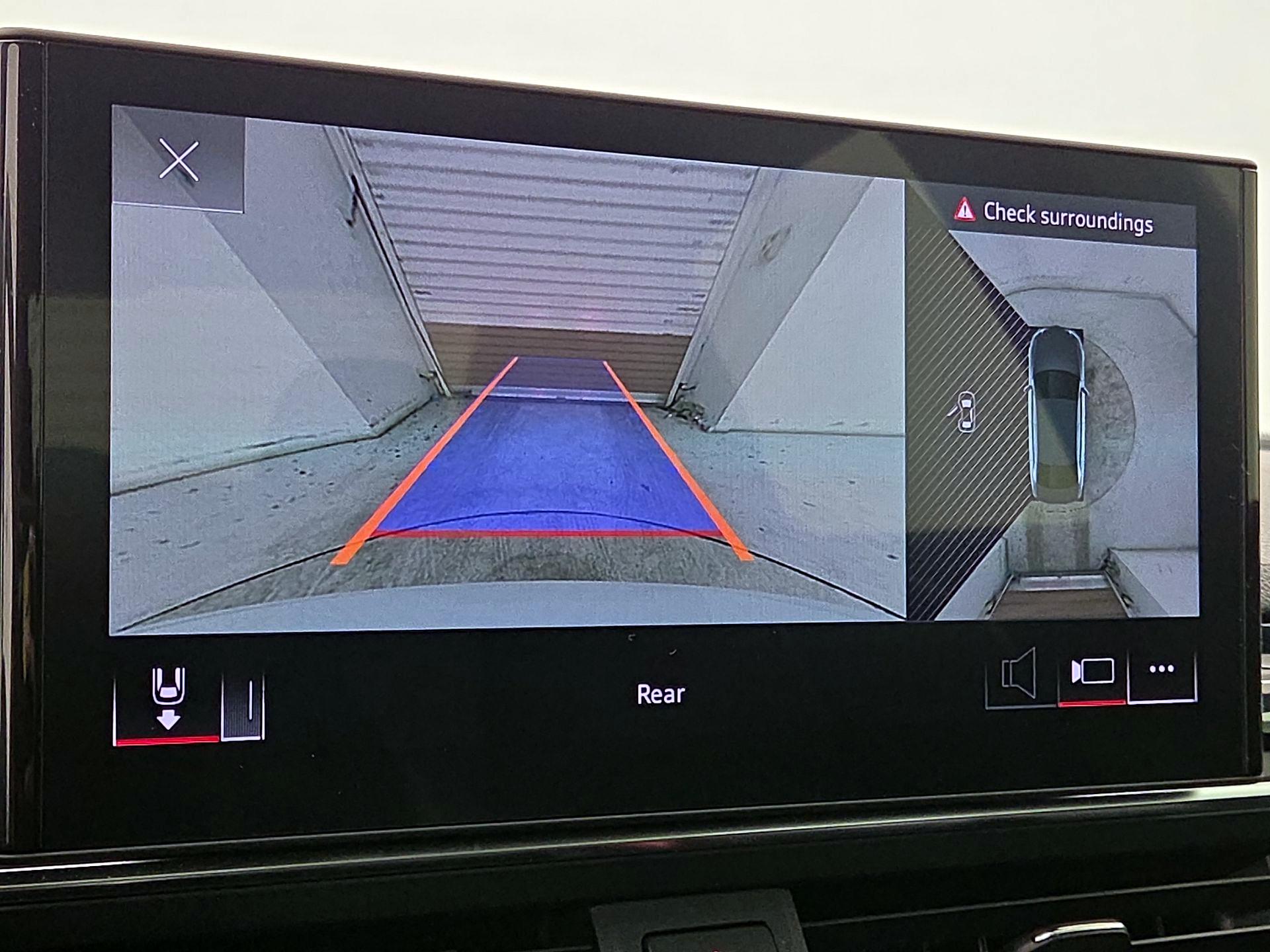 Thumbnail: 2023 Audi S4 - 15