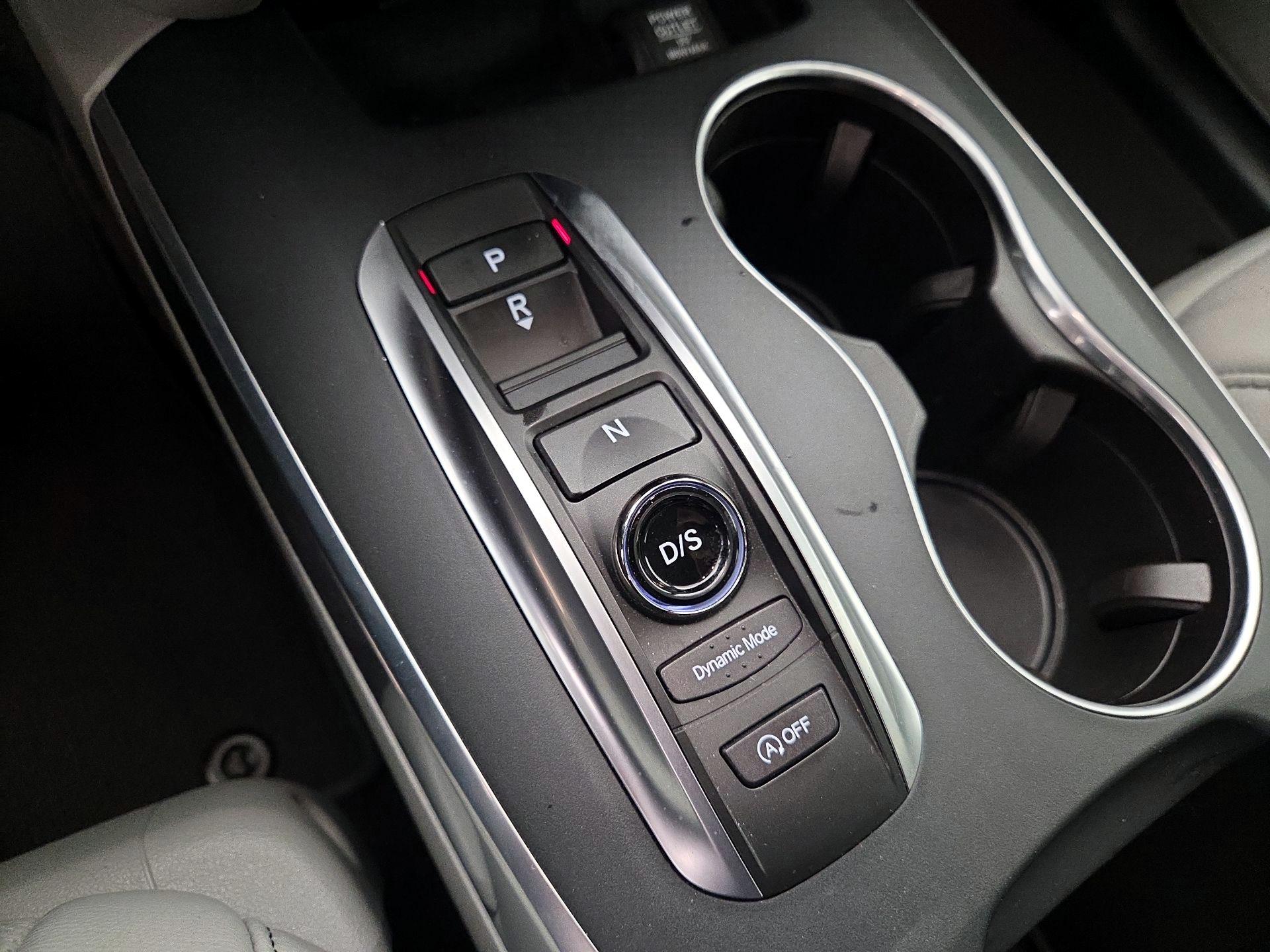 Thumbnail: 2020 Acura MDX - 17