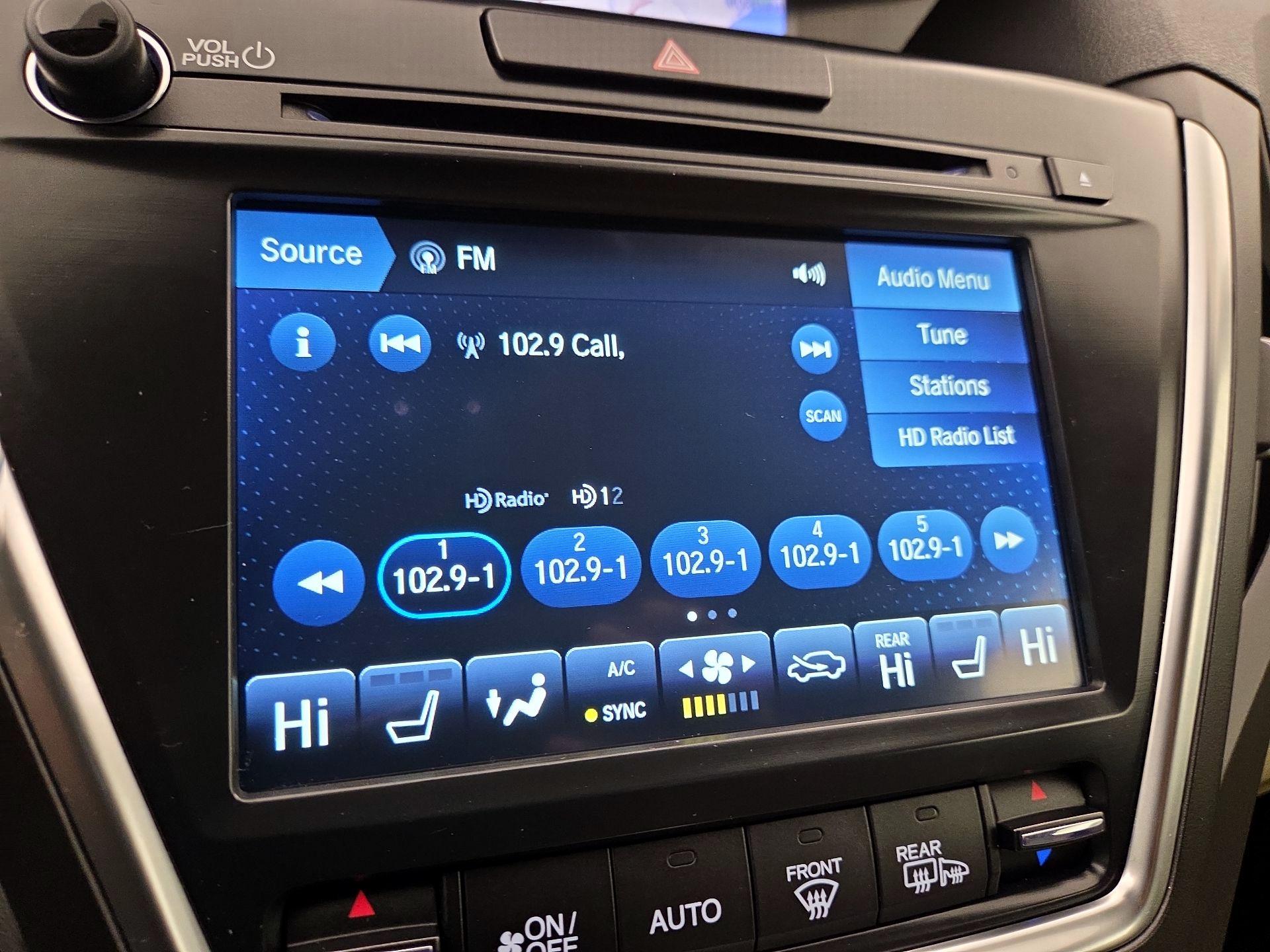 Thumbnail: 2020 Acura MDX - 16