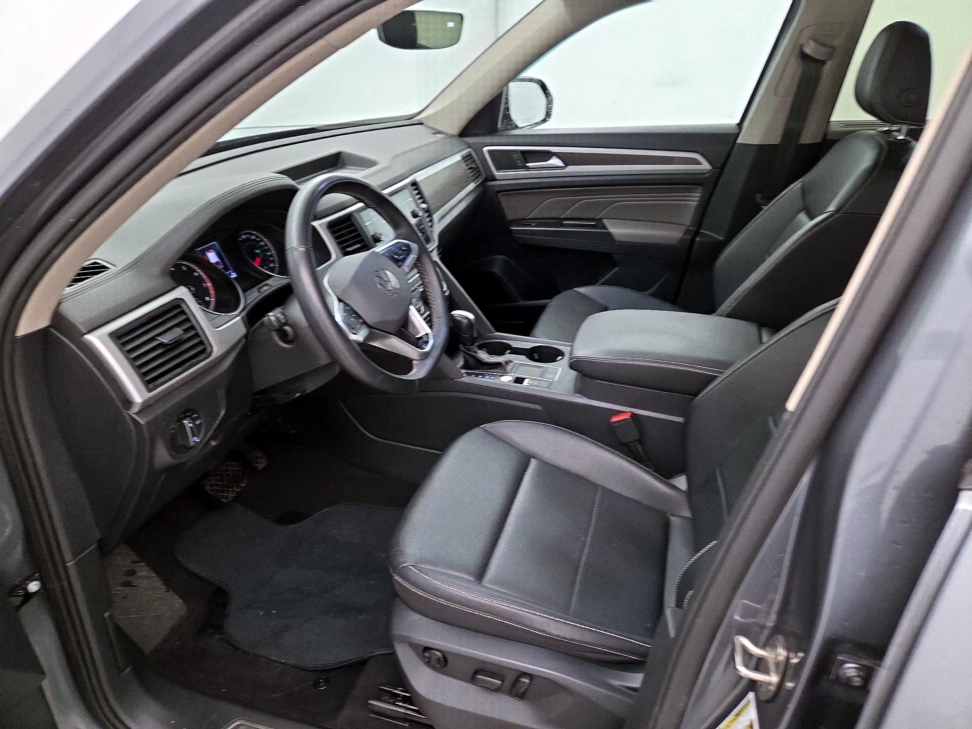 Thumbnail: 2021 Volkswagen Atlas - 11