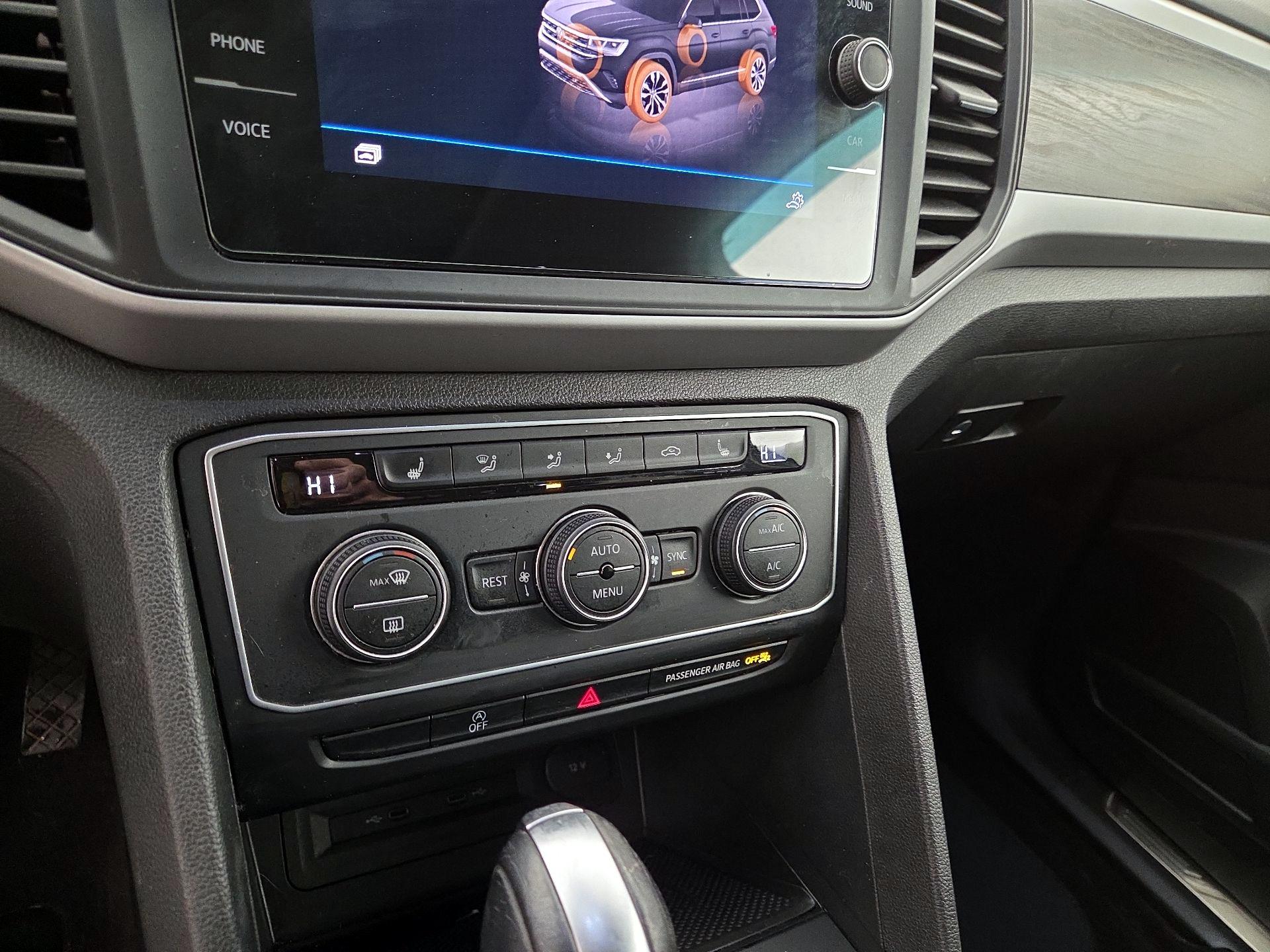 Thumbnail: 2021 Volkswagen Atlas - 16