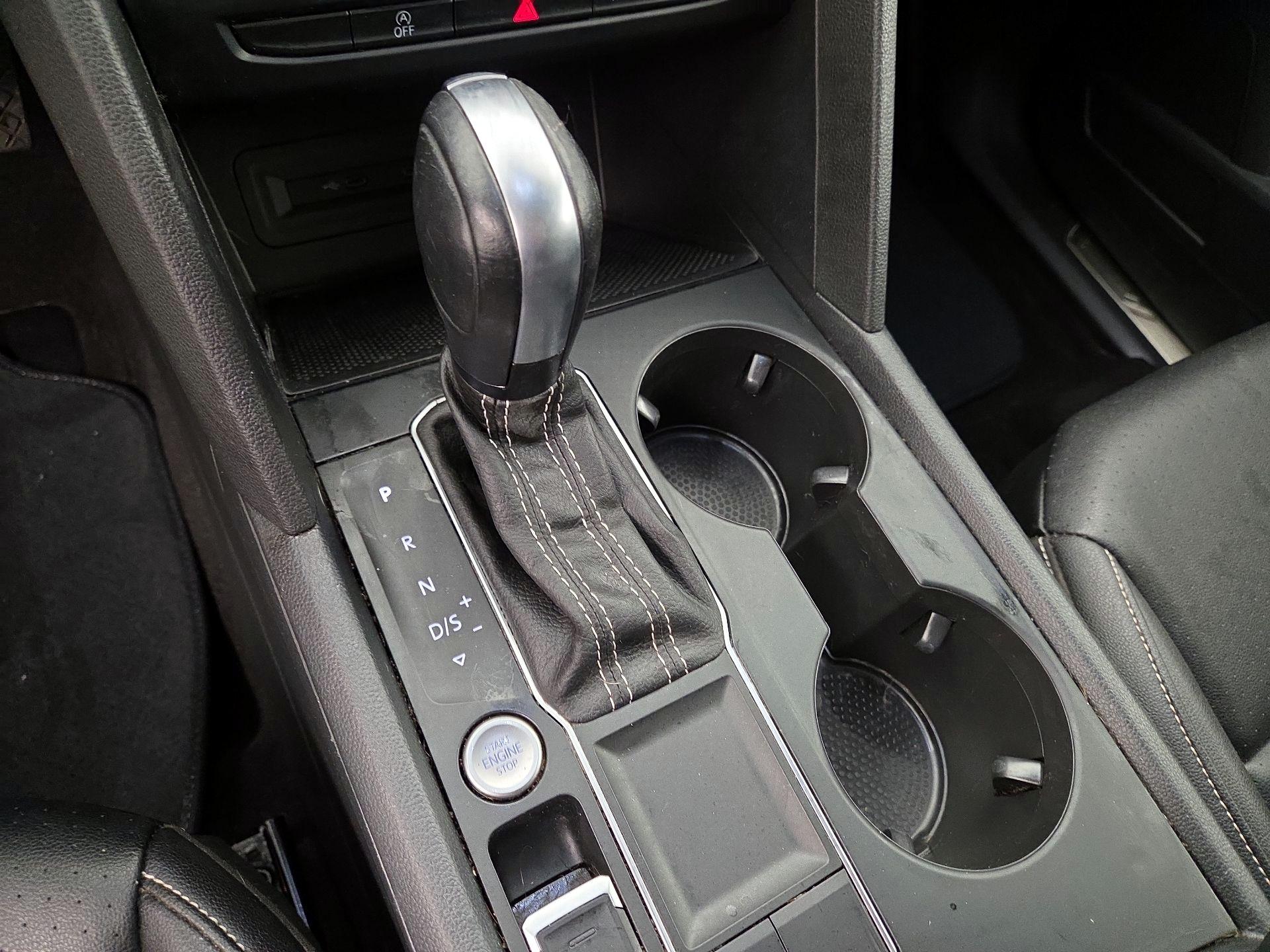 Thumbnail: 2021 Volkswagen Atlas - 17