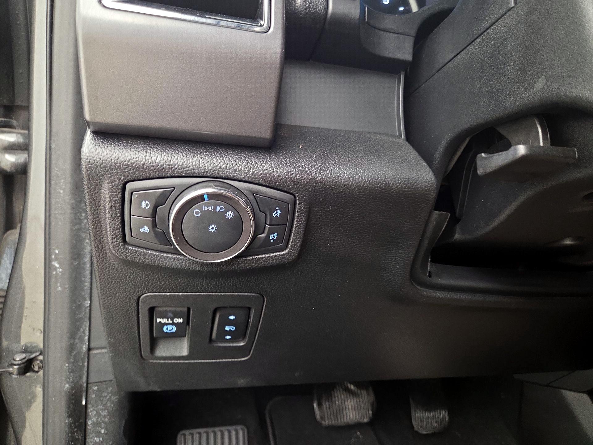 Thumbnail: 2019 Ford F-150 - 13