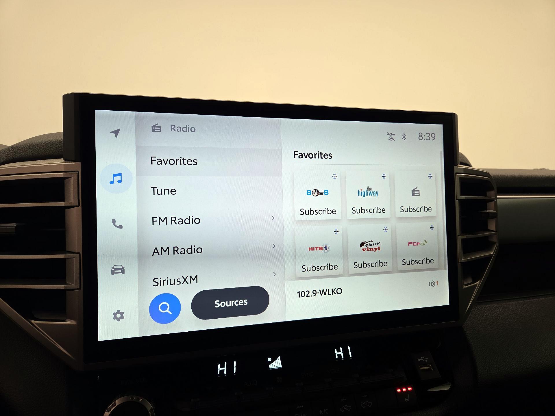 Thumbnail: 2025 Toyota Tundra - 15