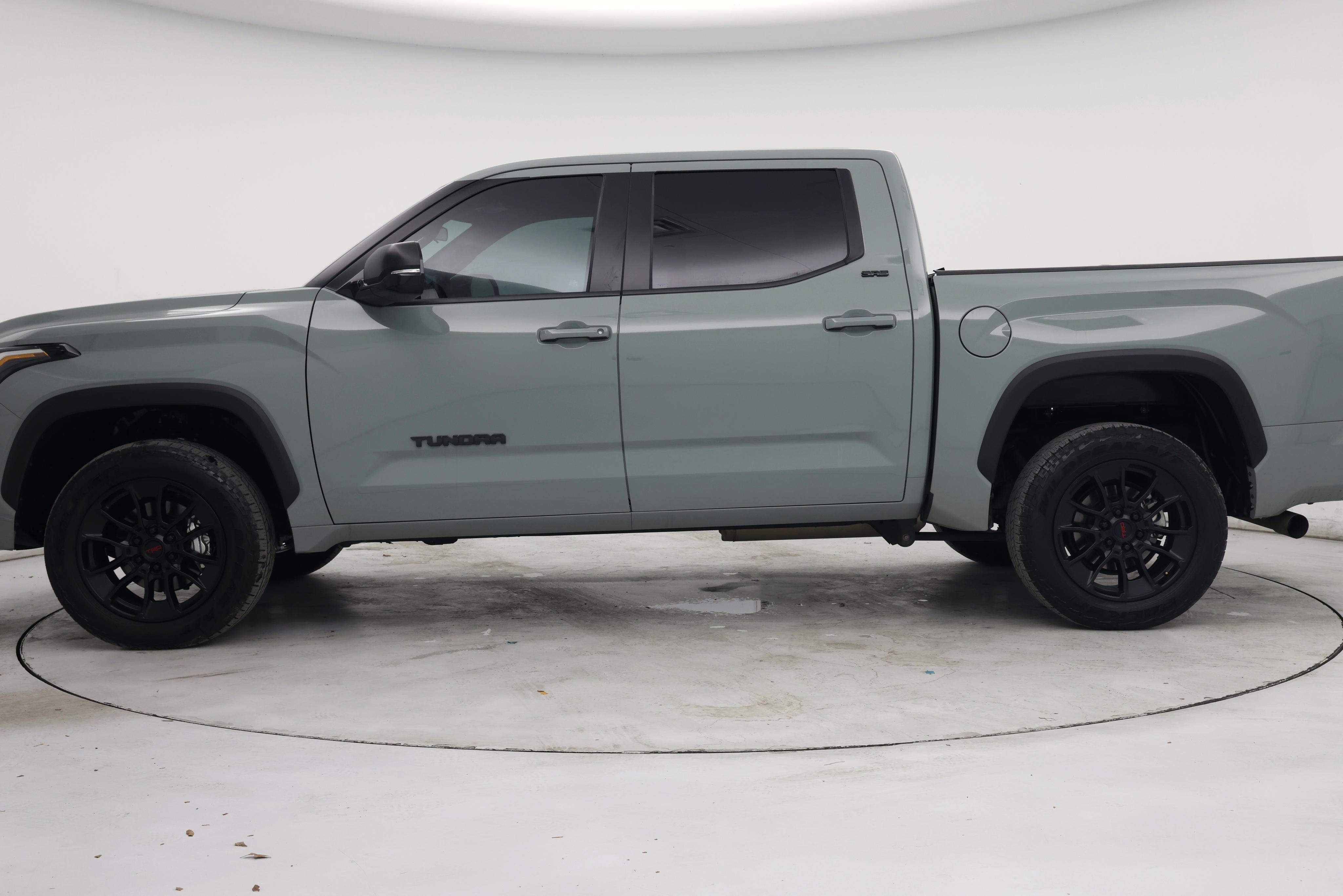 Thumbnail: 2025 Toyota Tundra - 3