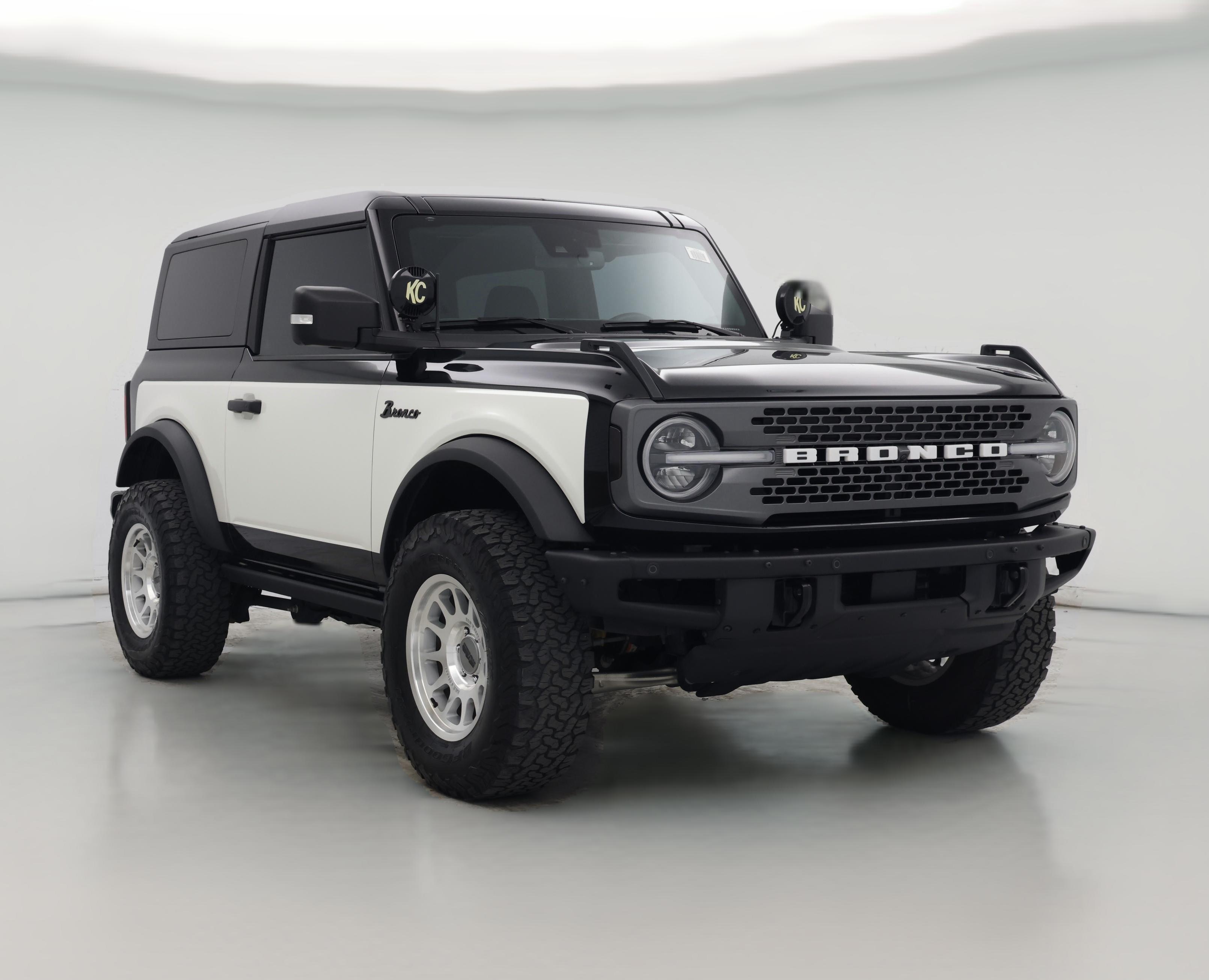 Thumbnail: 2023 Ford Bronco - 1