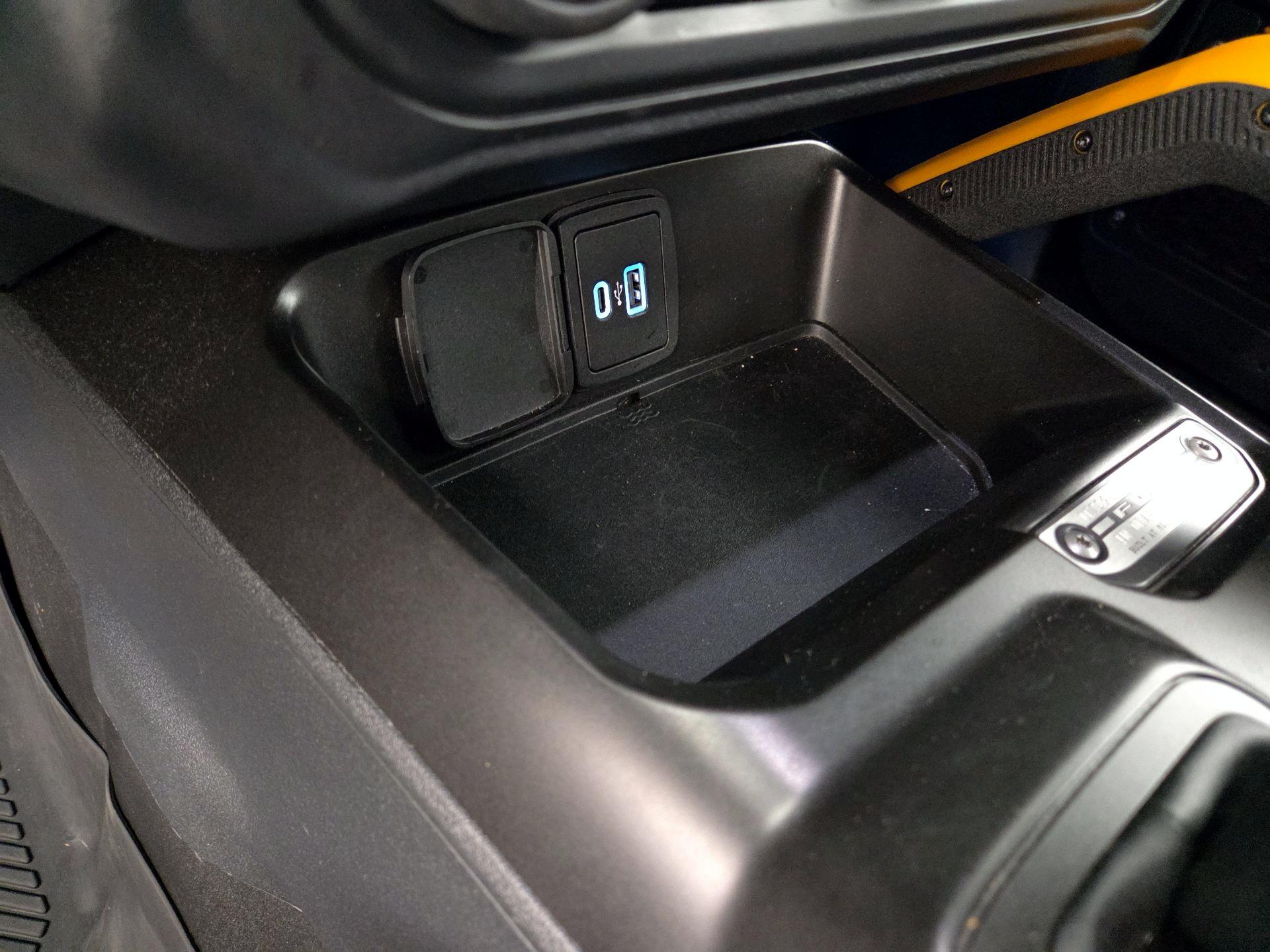 Thumbnail: 2023 Ford Bronco - 18