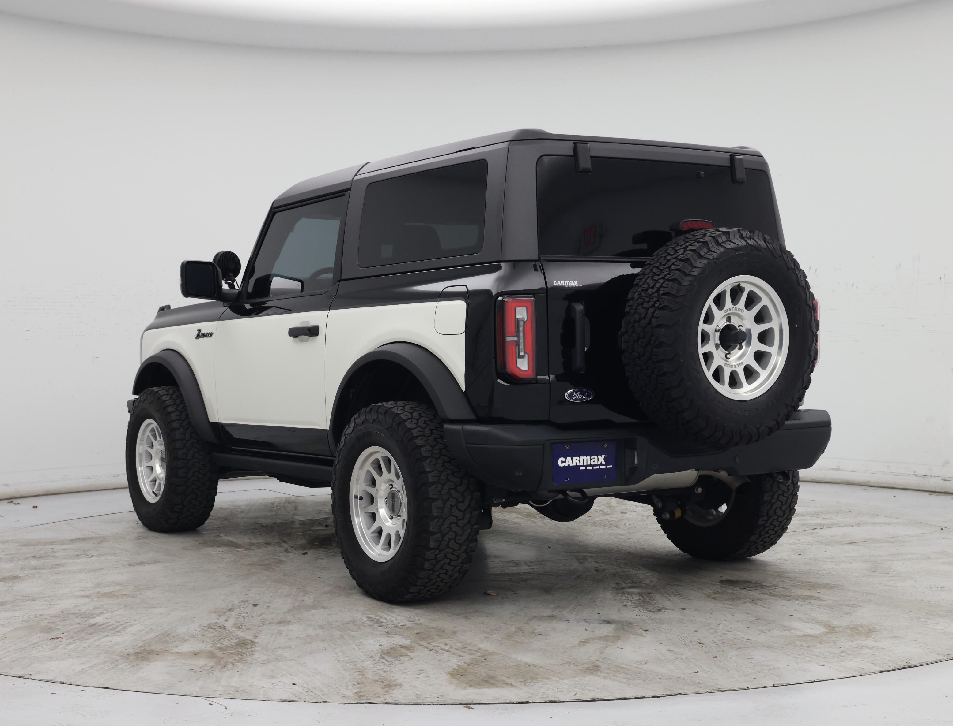 Thumbnail: 2023 Ford Bronco - 2