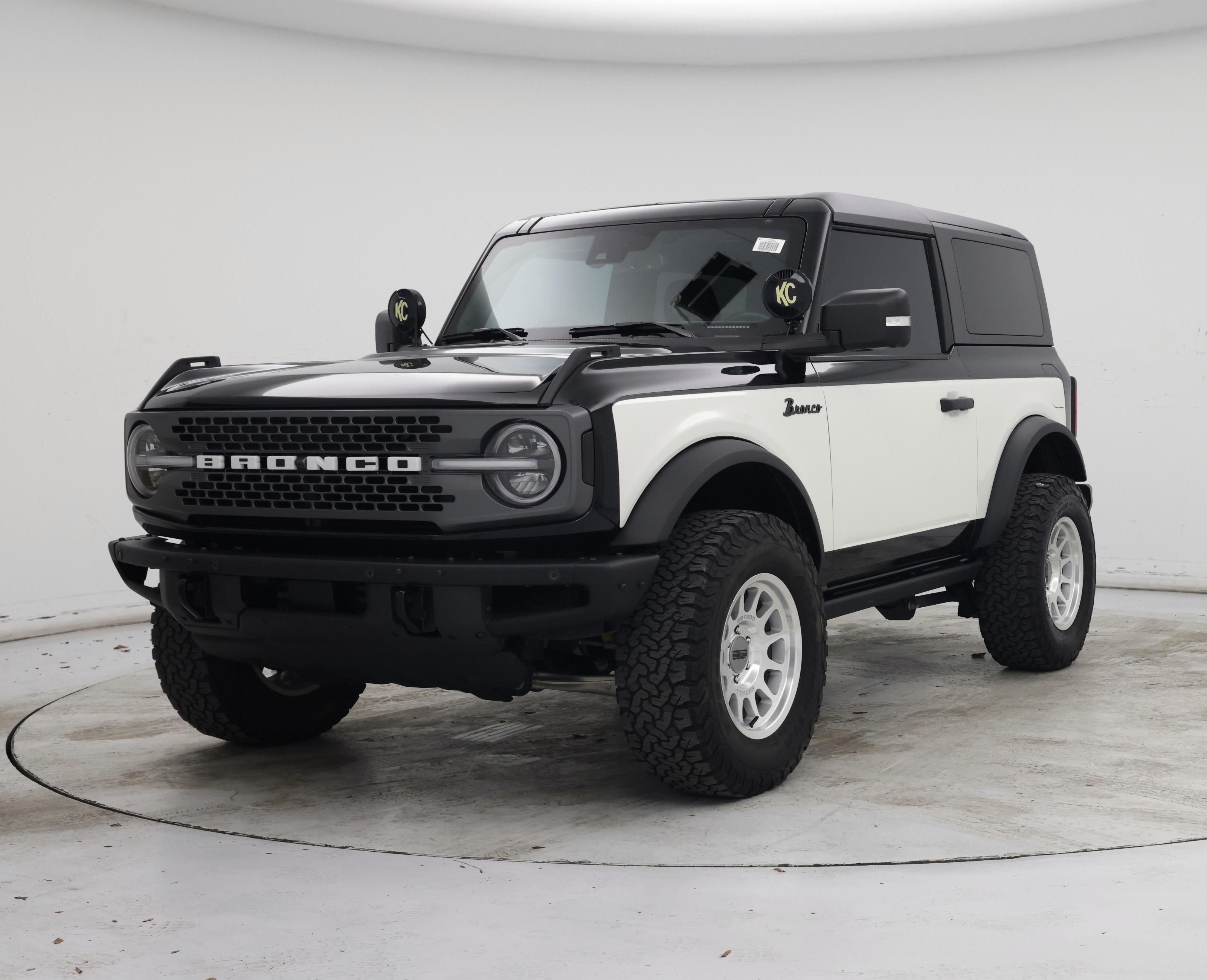 Thumbnail: 2023 Ford Bronco - 4