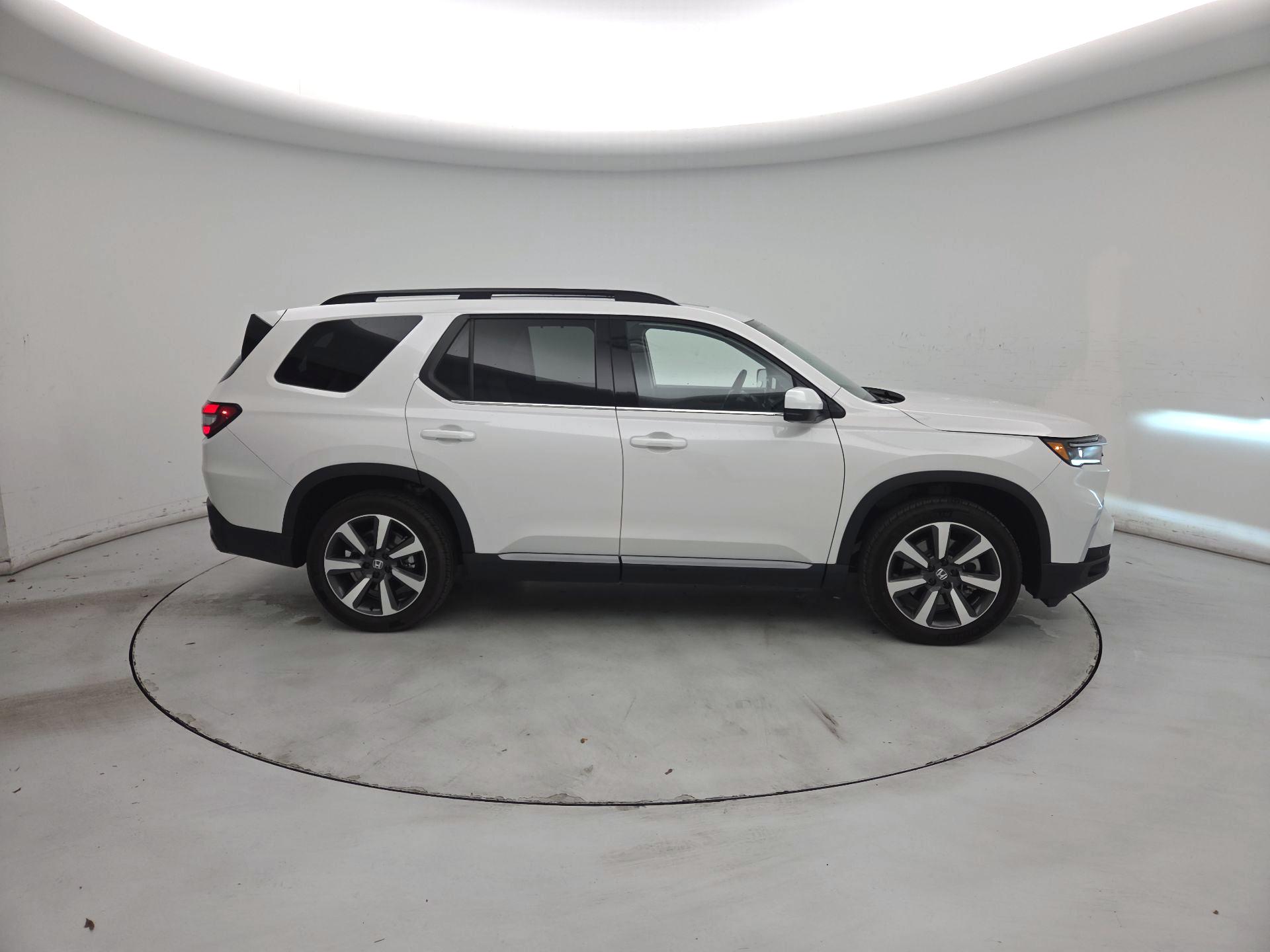 Thumbnail: 2025 Honda Pilot - 4