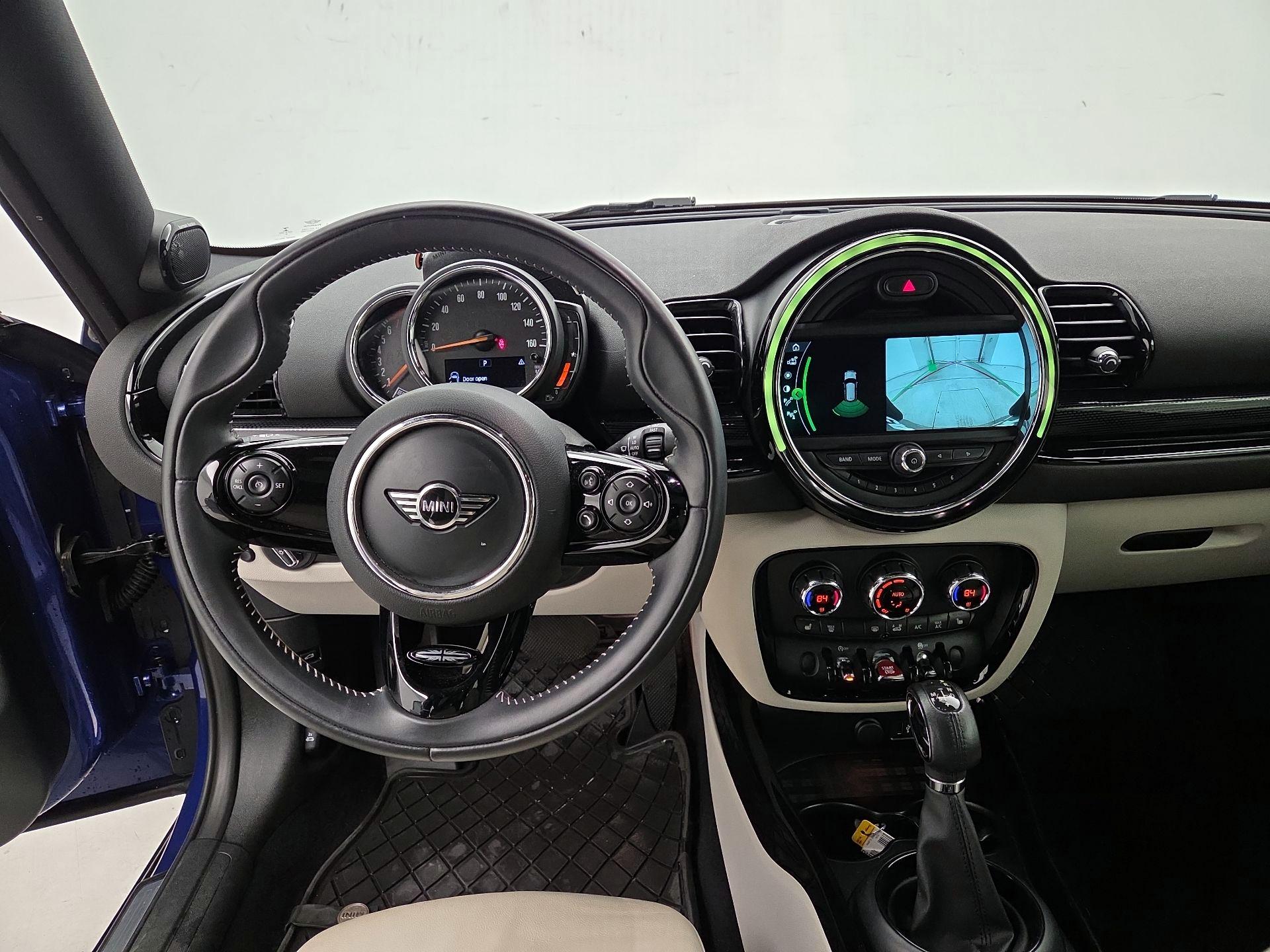 Thumbnail: 2019 MINI Cooper Clubman - 9