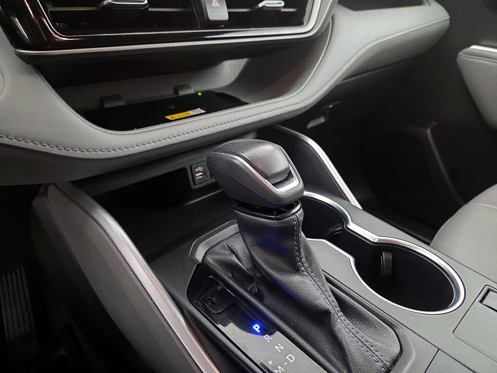 Thumbnail: 2024 Toyota Highlander - 17