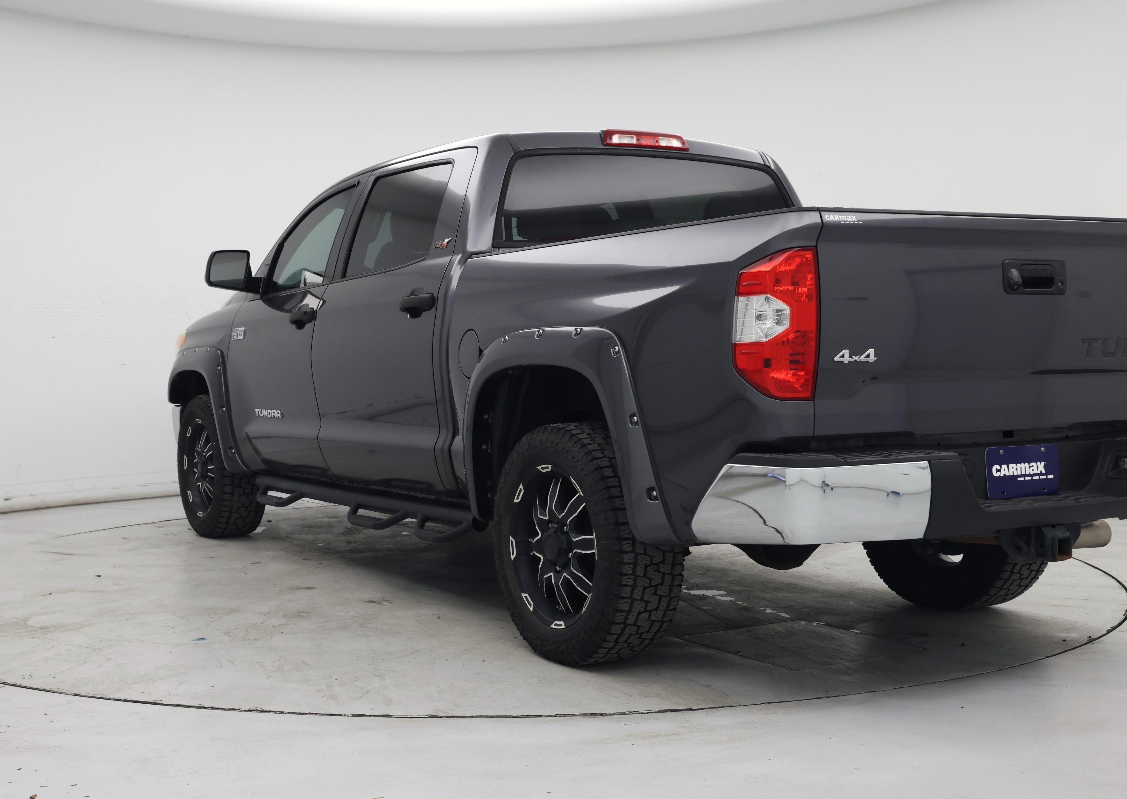 Thumbnail: 2015 Toyota Tundra - 2