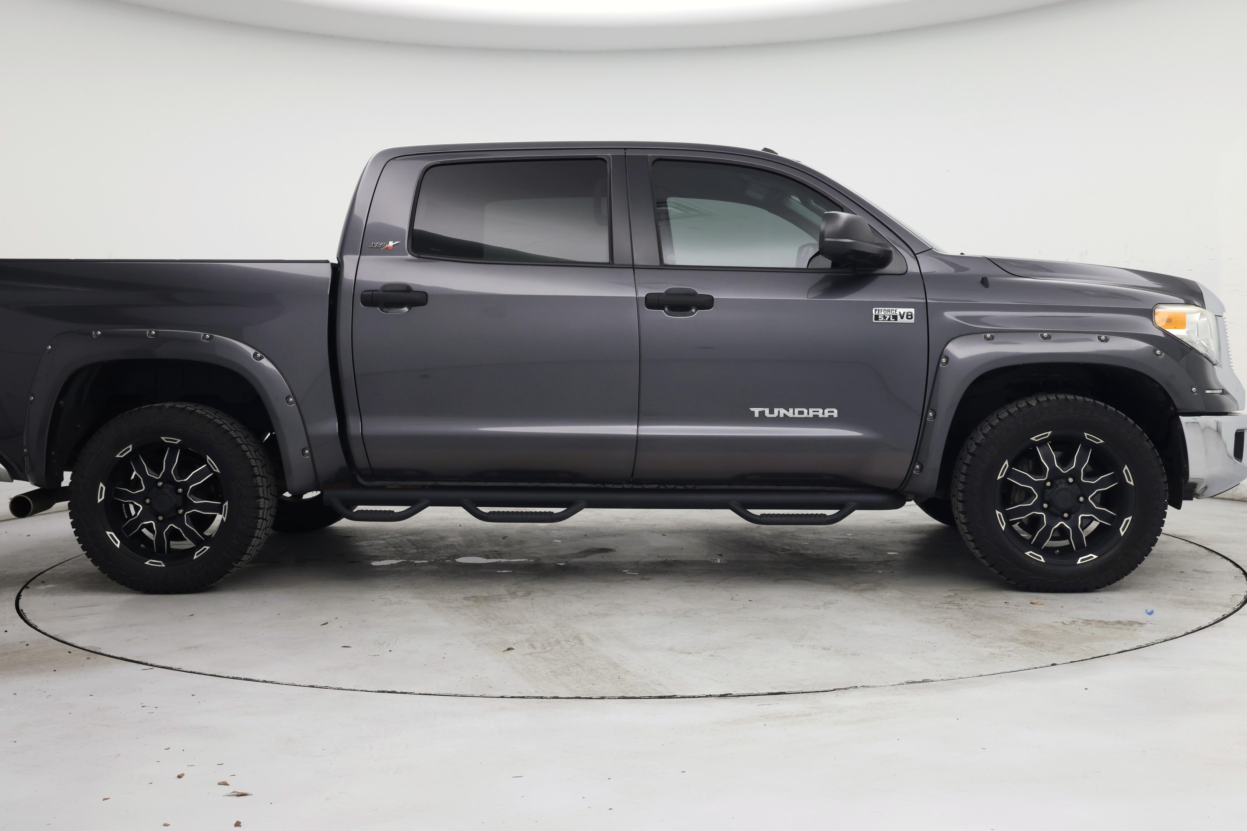 Thumbnail: 2015 Toyota Tundra - 7
