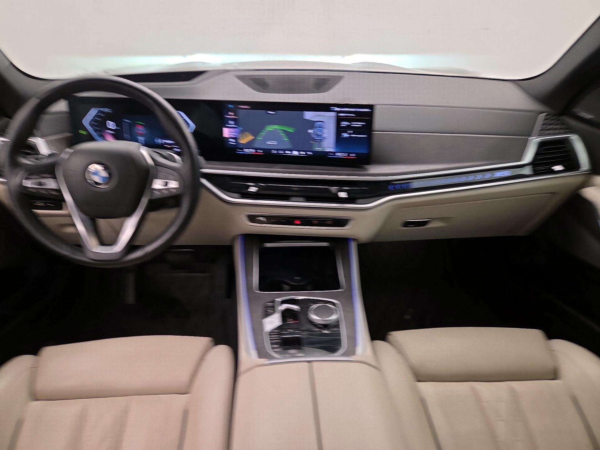 Thumbnail: 2024 BMW X5 - 9