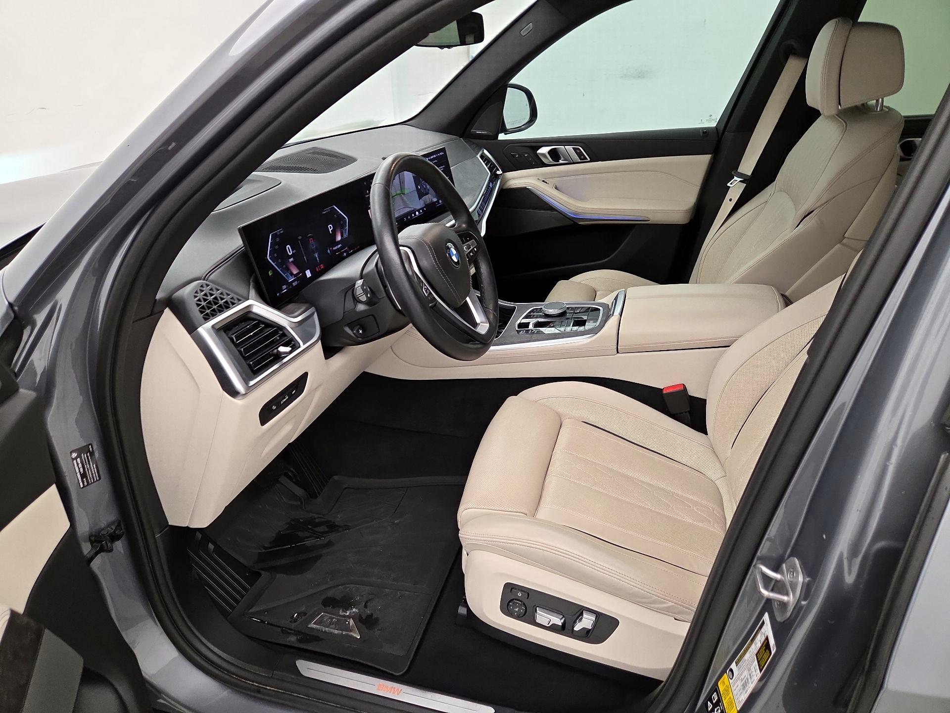 Thumbnail: 2024 BMW X5 - 11