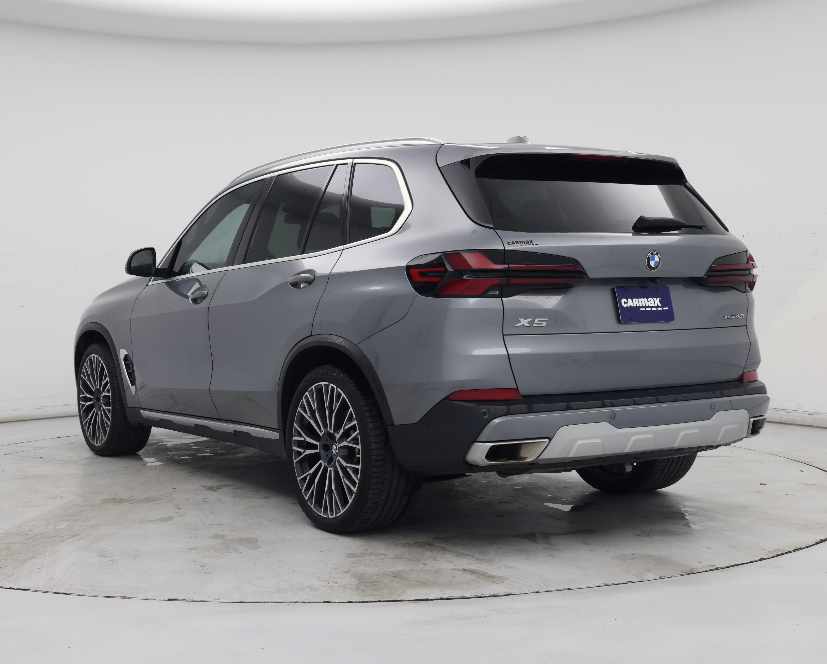 Thumbnail: 2024 BMW X5 - 2