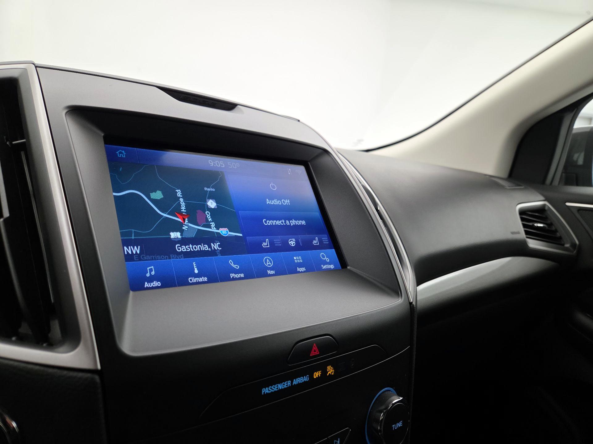 Thumbnail: 2020 Ford Edge - 15