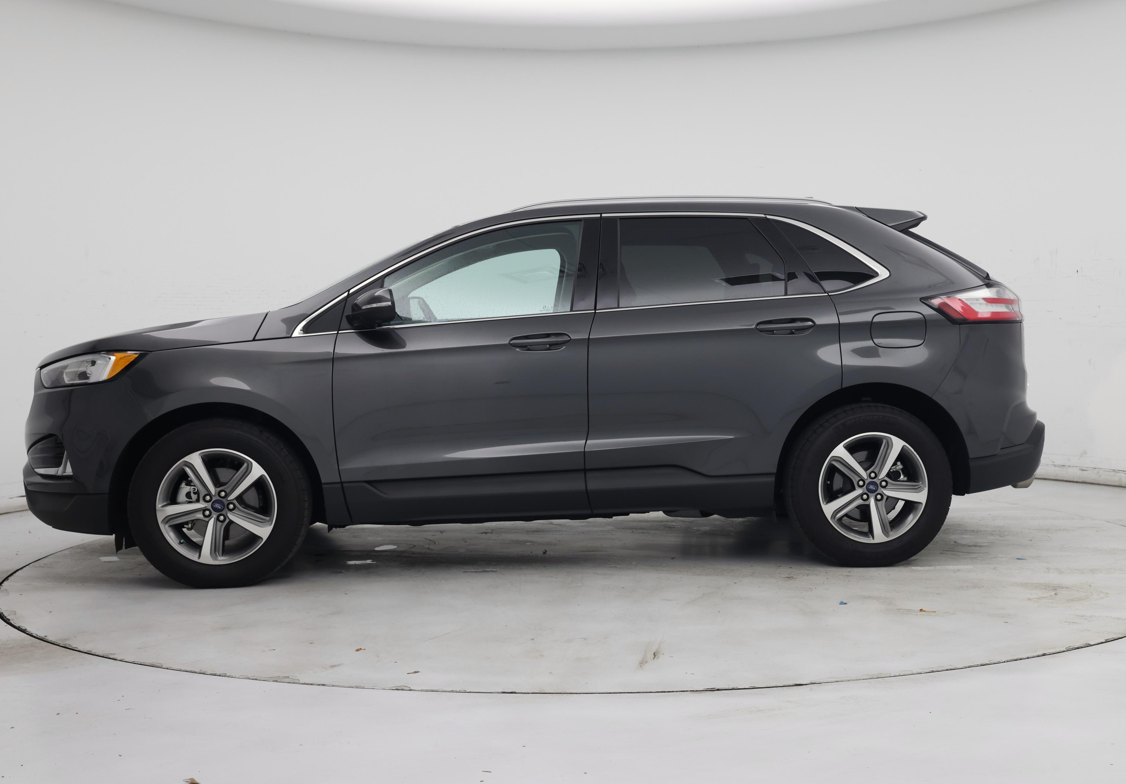 Thumbnail: 2020 Ford Edge - 3
