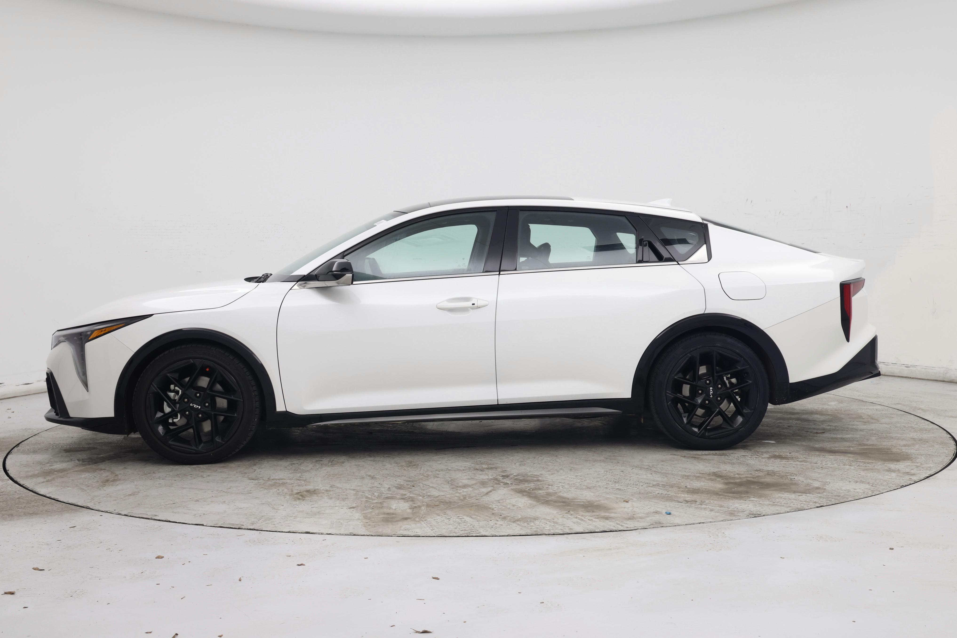 Thumbnail: 2025 Kia K4 - 3