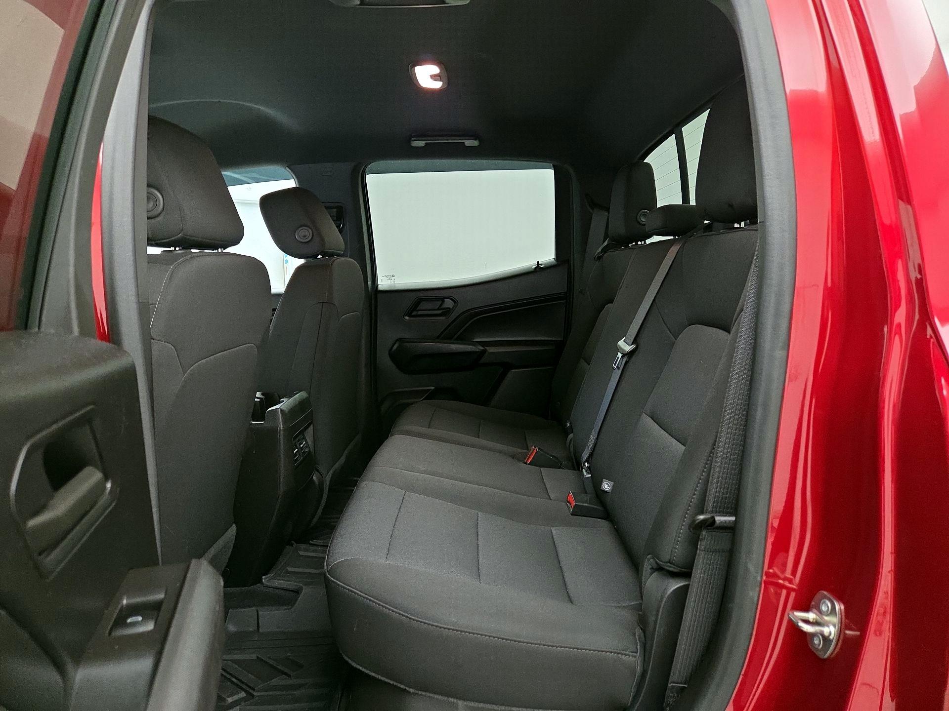 Thumbnail: 2023 Chevrolet Colorado - 19