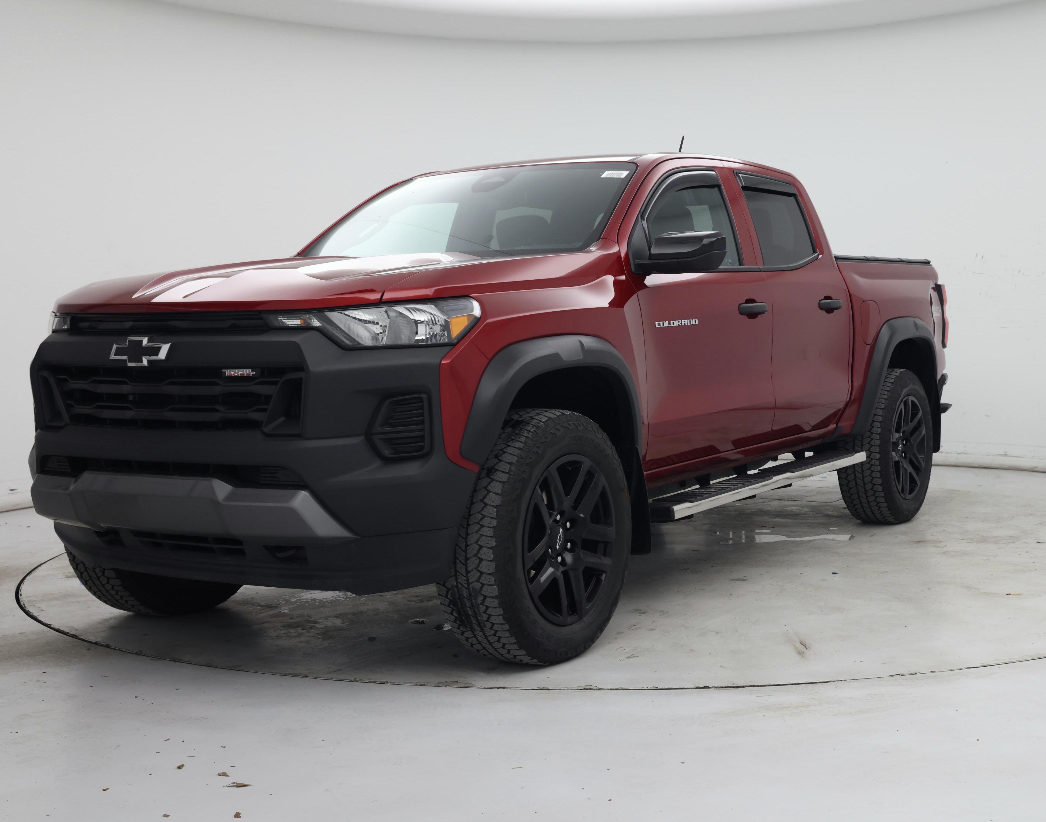Thumbnail: 2023 Chevrolet Colorado - 4