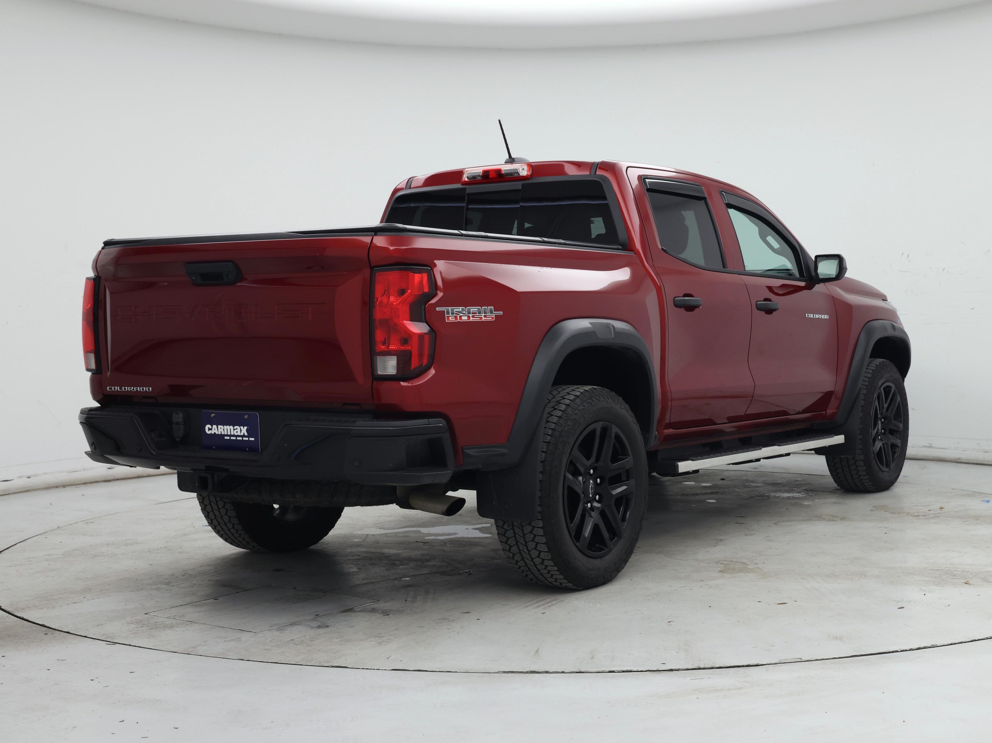 Thumbnail: 2023 Chevrolet Colorado - 8