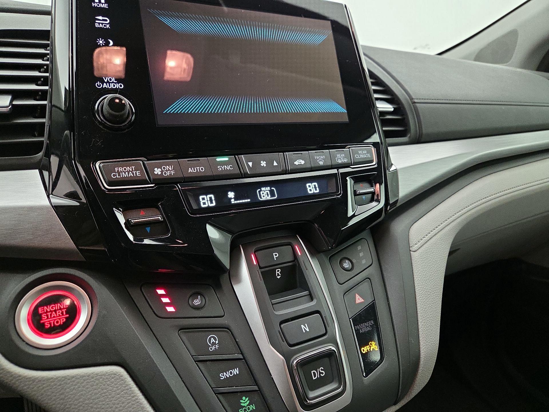 Thumbnail: 2024 Honda Odyssey - 16