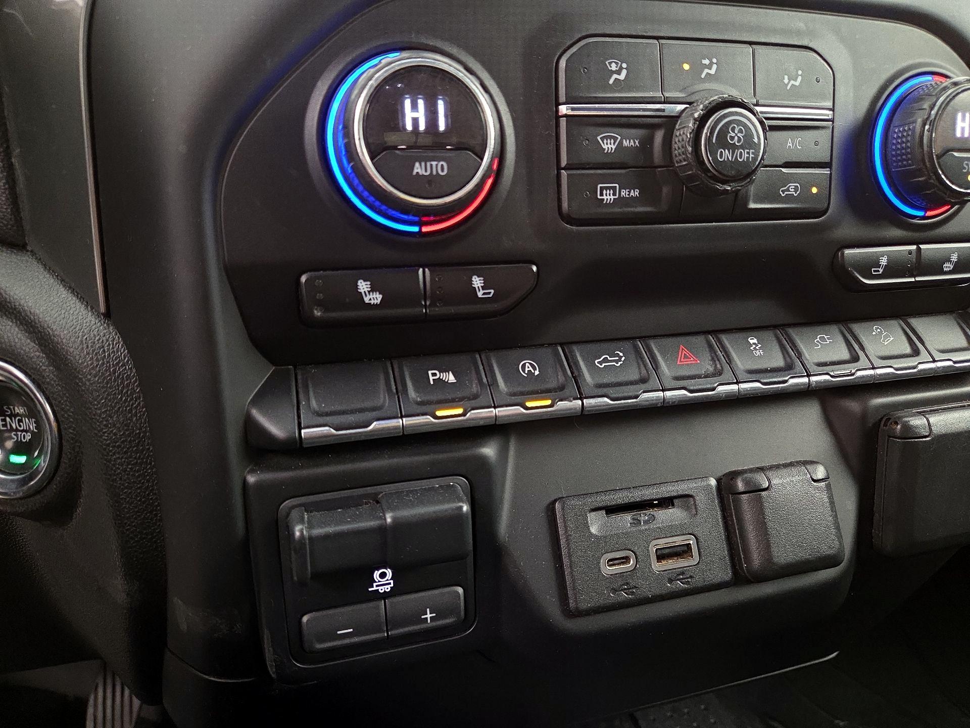 Thumbnail: 2019 Chevrolet Silverado 1500 - 18