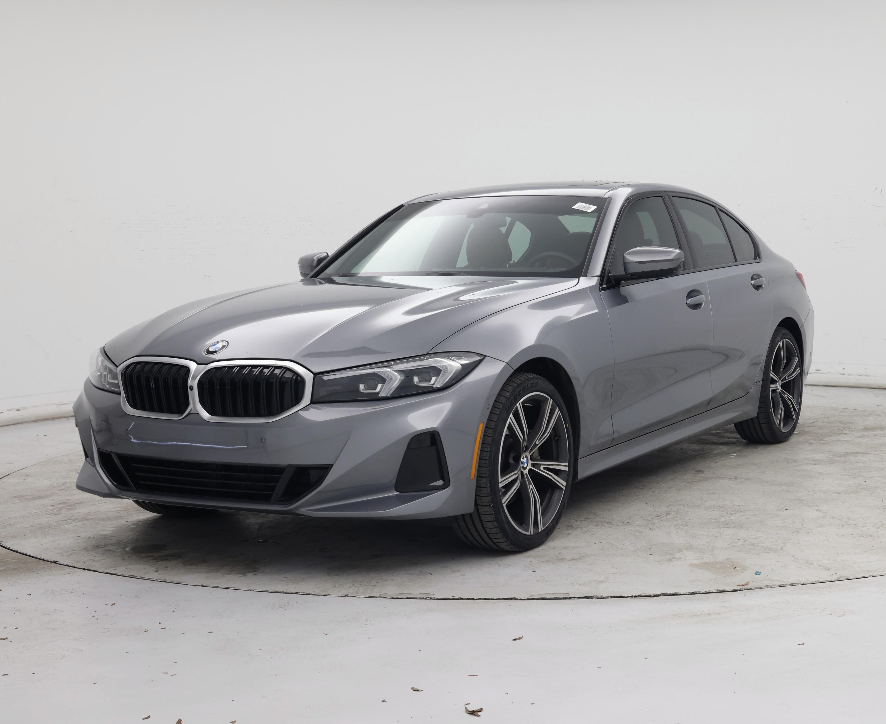 Thumbnail: 2023 BMW 3 Series - 4