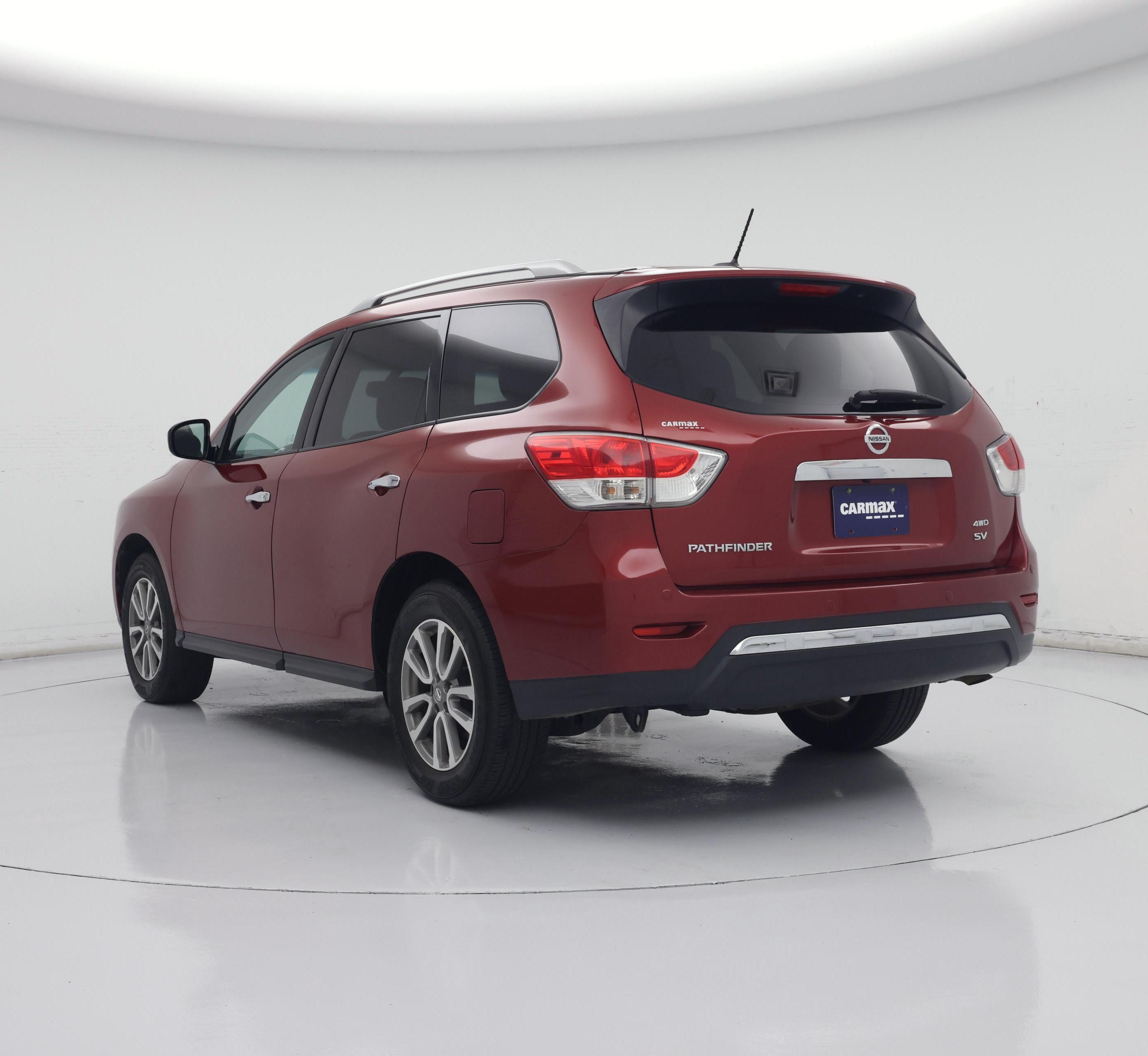 Thumbnail: 2015 Nissan Pathfinder - 2