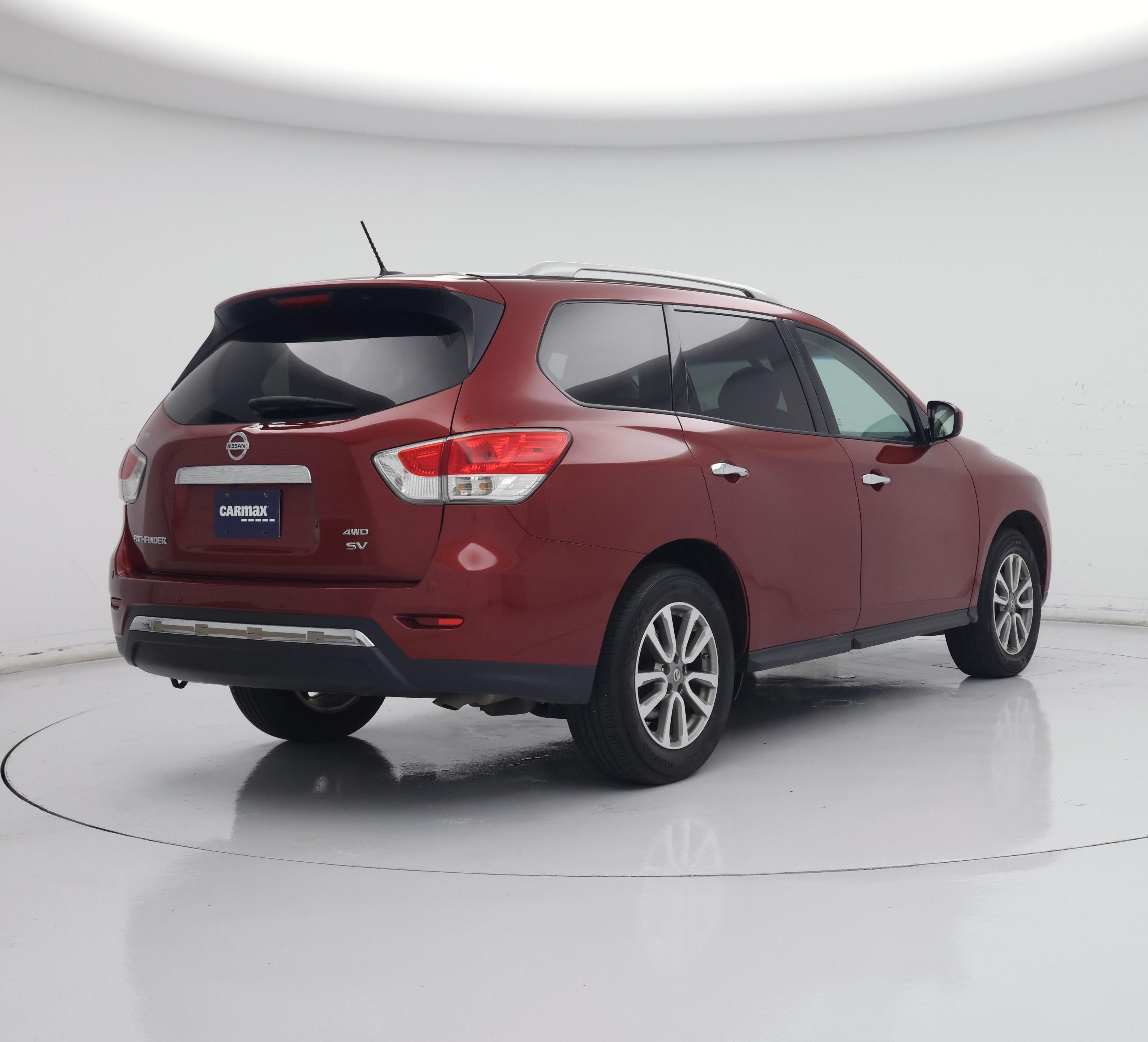 Thumbnail: 2015 Nissan Pathfinder - 8