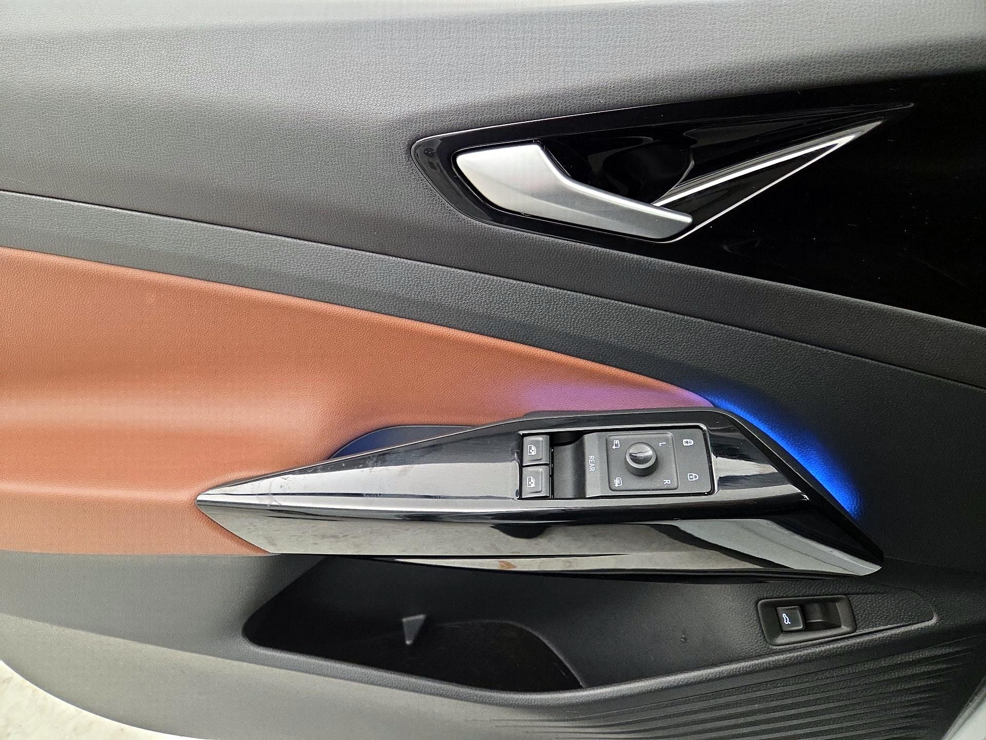 Thumbnail: 2022 Volkswagen ID.4 - 12