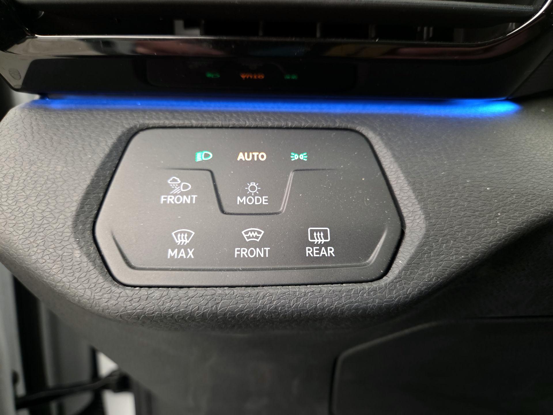 Thumbnail: 2022 Volkswagen ID.4 - 13