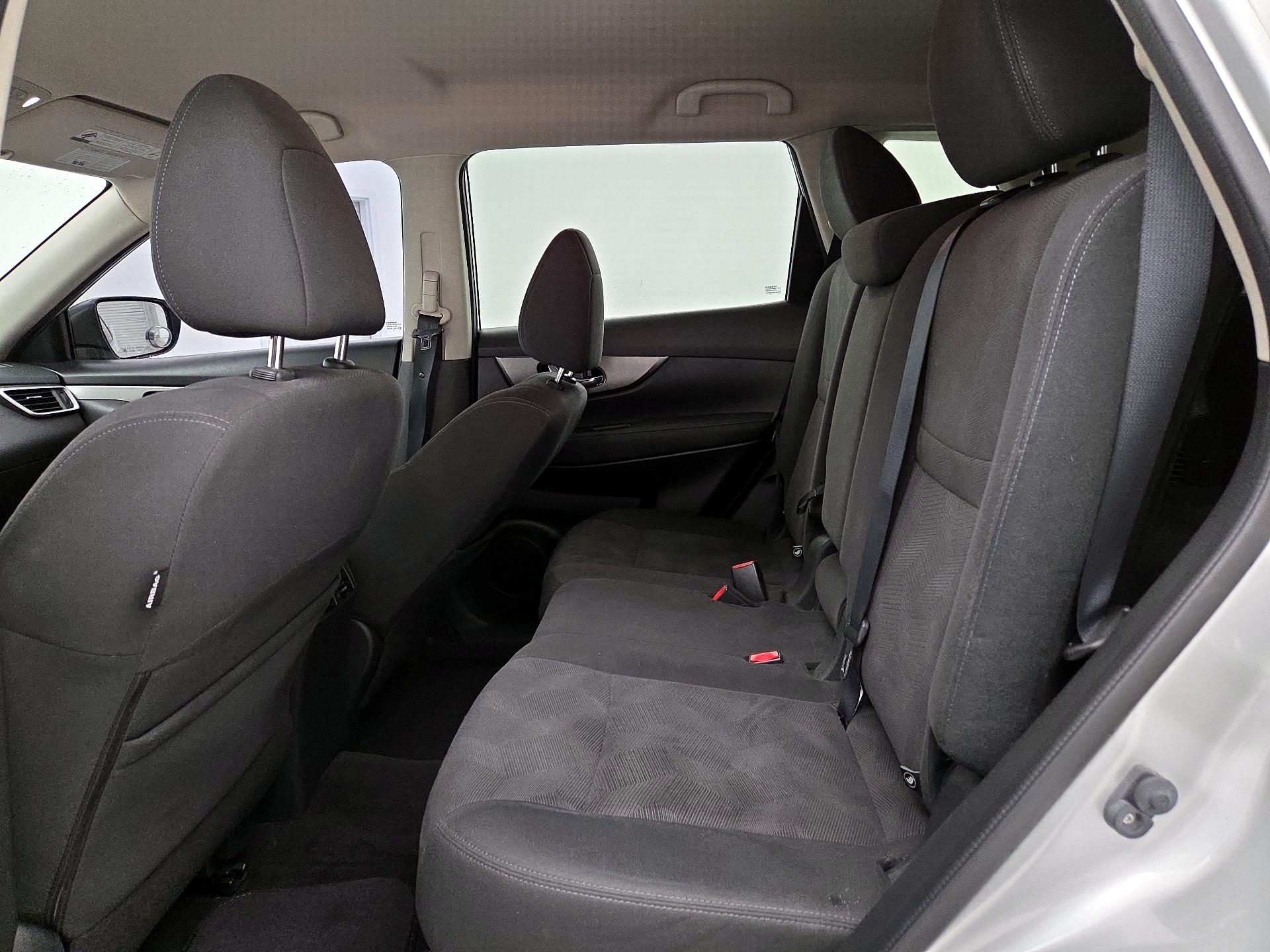 Thumbnail: 2016 Nissan Rogue - 19