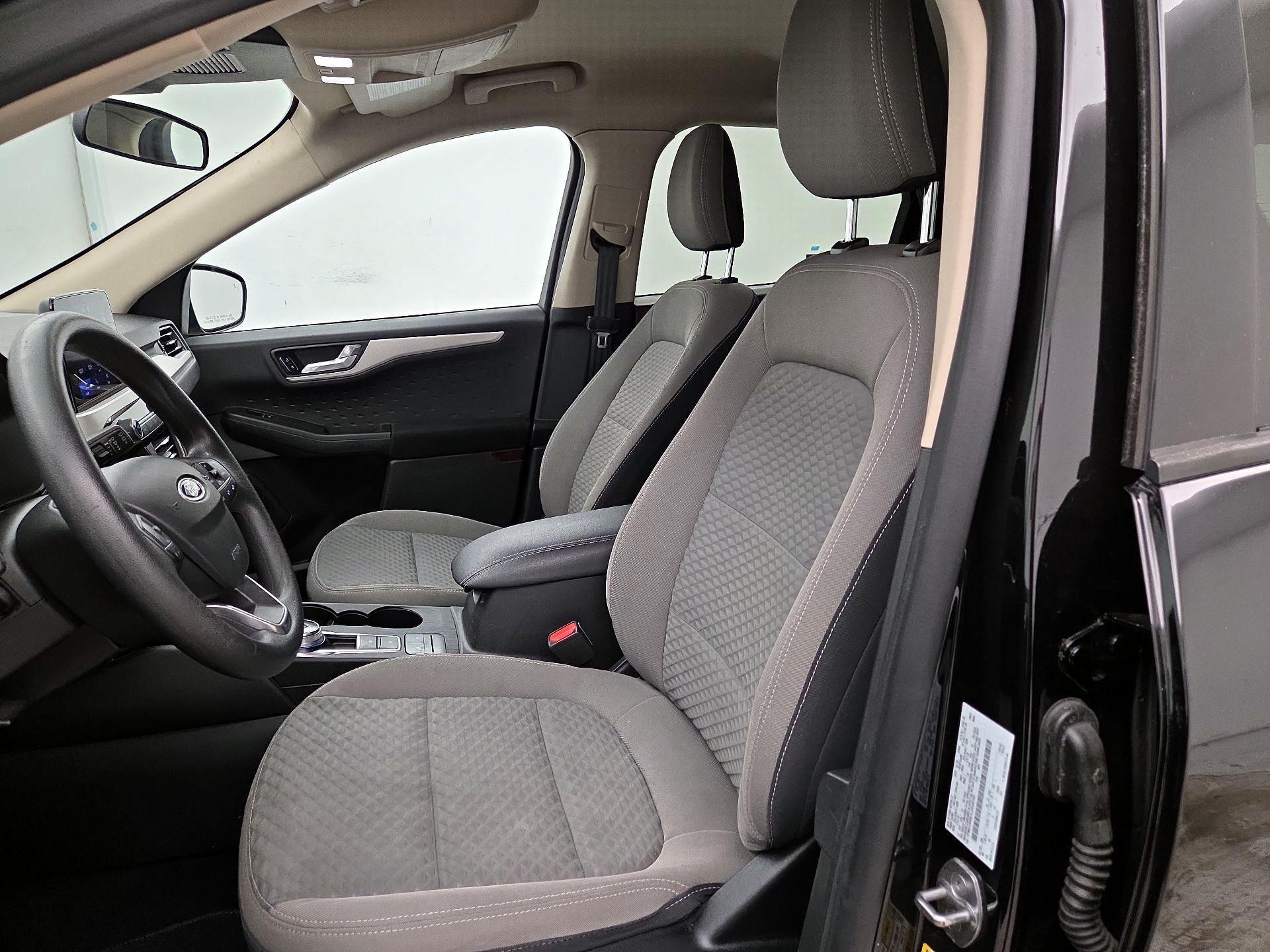 Thumbnail: 2020 Ford Escape - 11