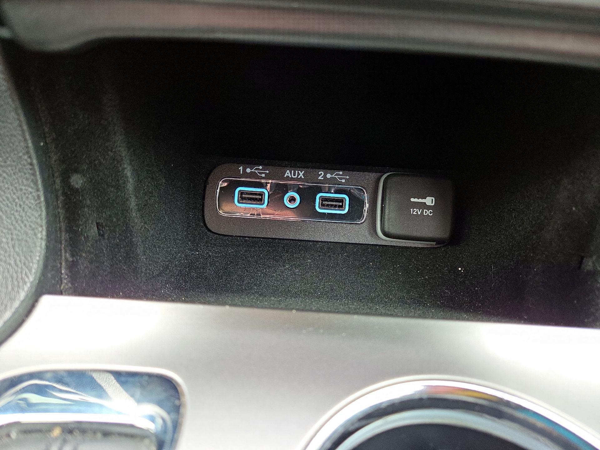 Thumbnail: 2020 Jeep Grand Cherokee - 16