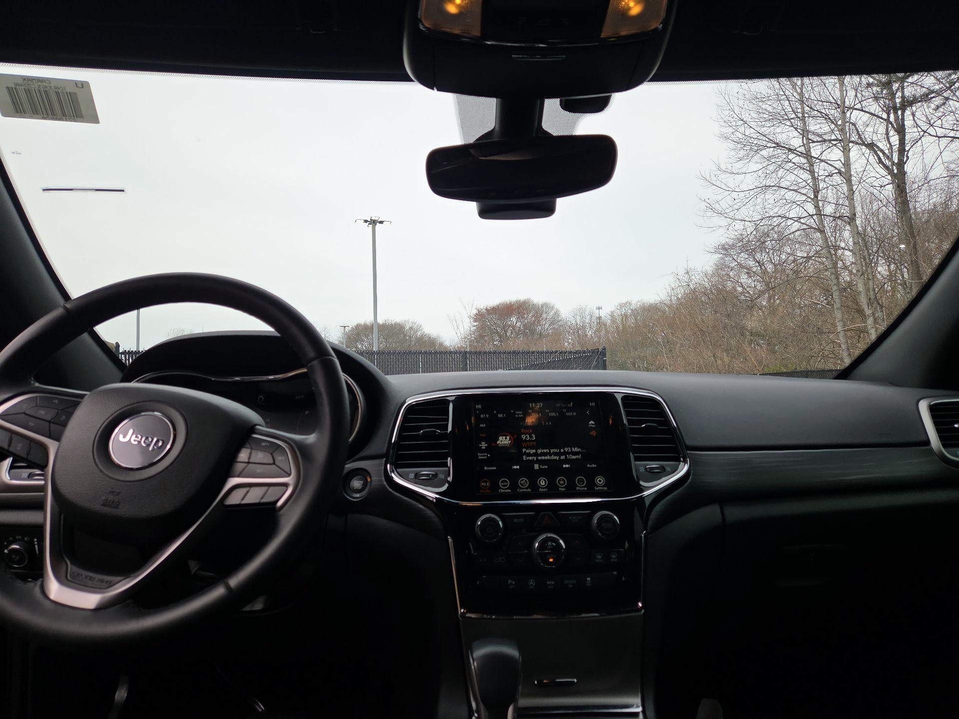 Thumbnail: 2020 Jeep Grand Cherokee - 8