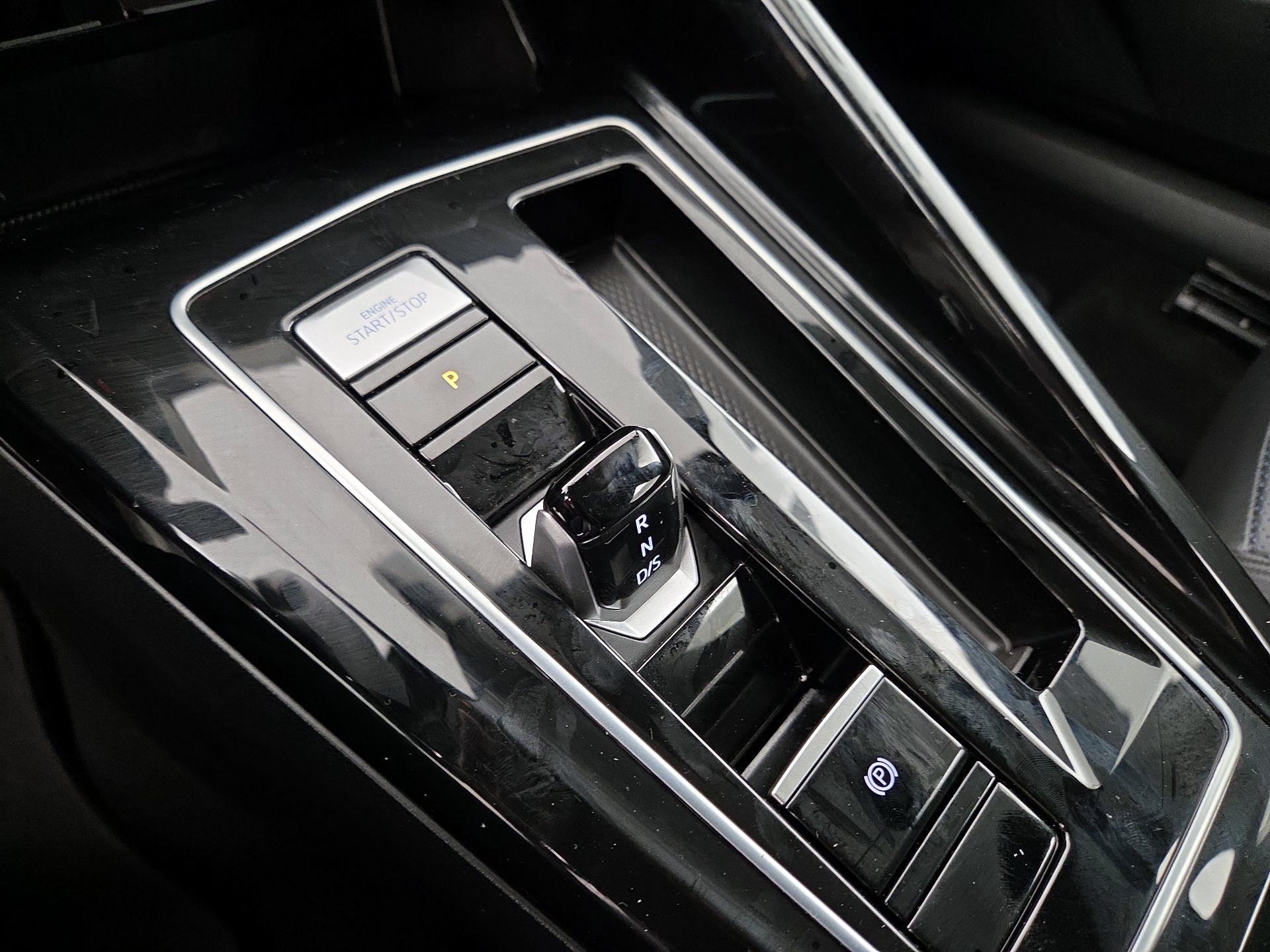 Thumbnail: 2024 Volkswagen Golf - 18