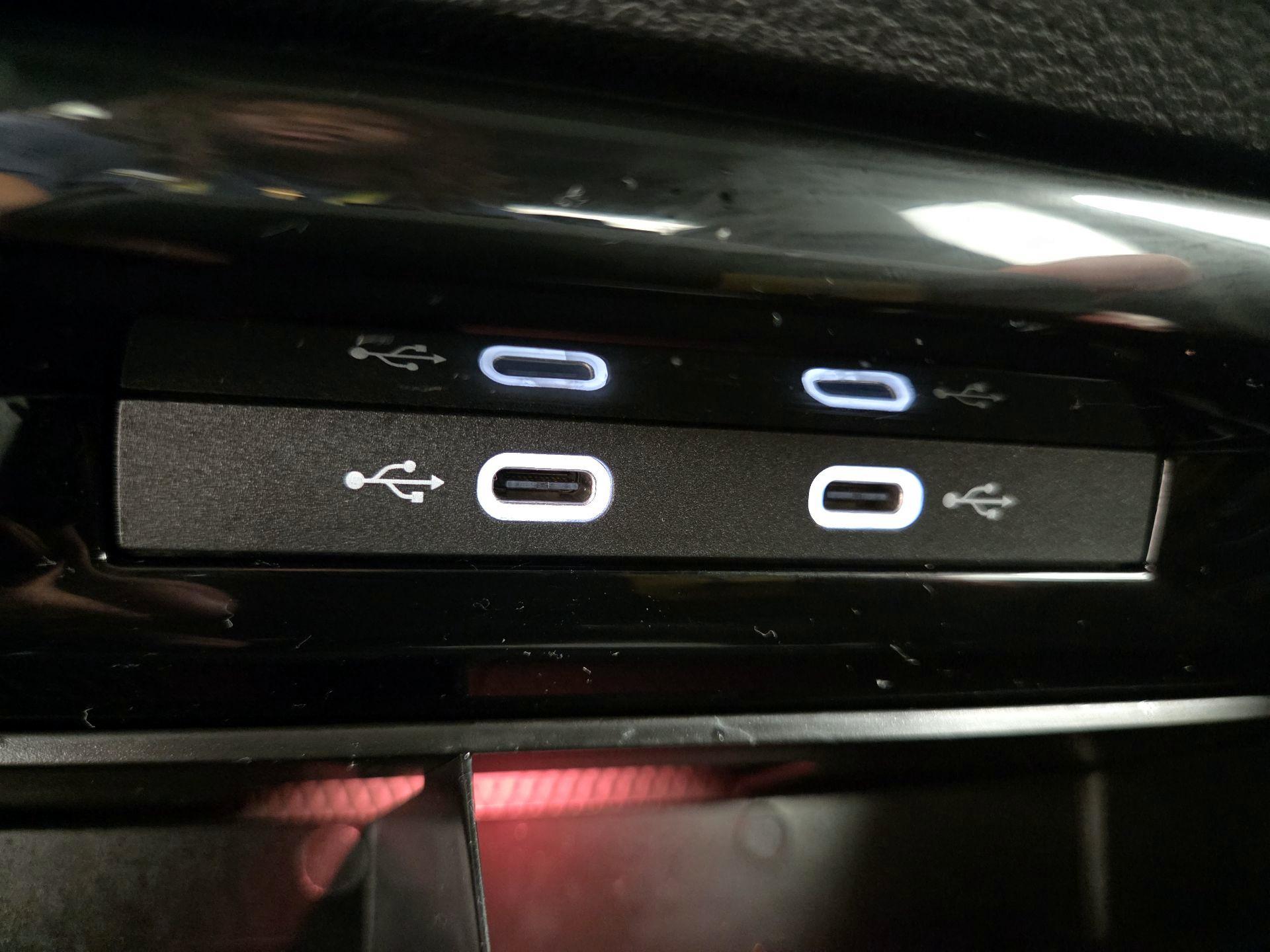 Thumbnail: 2024 Volkswagen Golf - 19