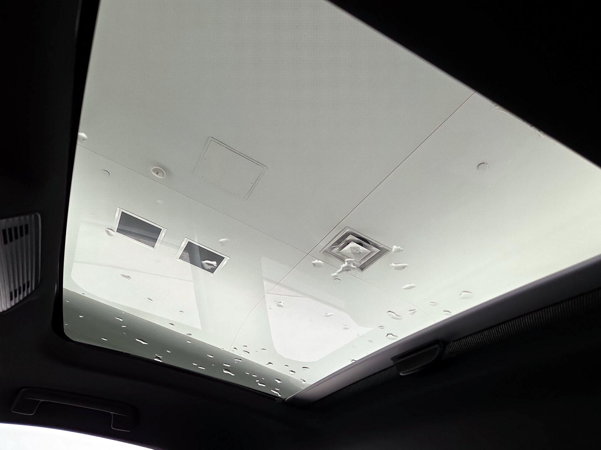 Thumbnail: 2024 Volkswagen Golf - 20