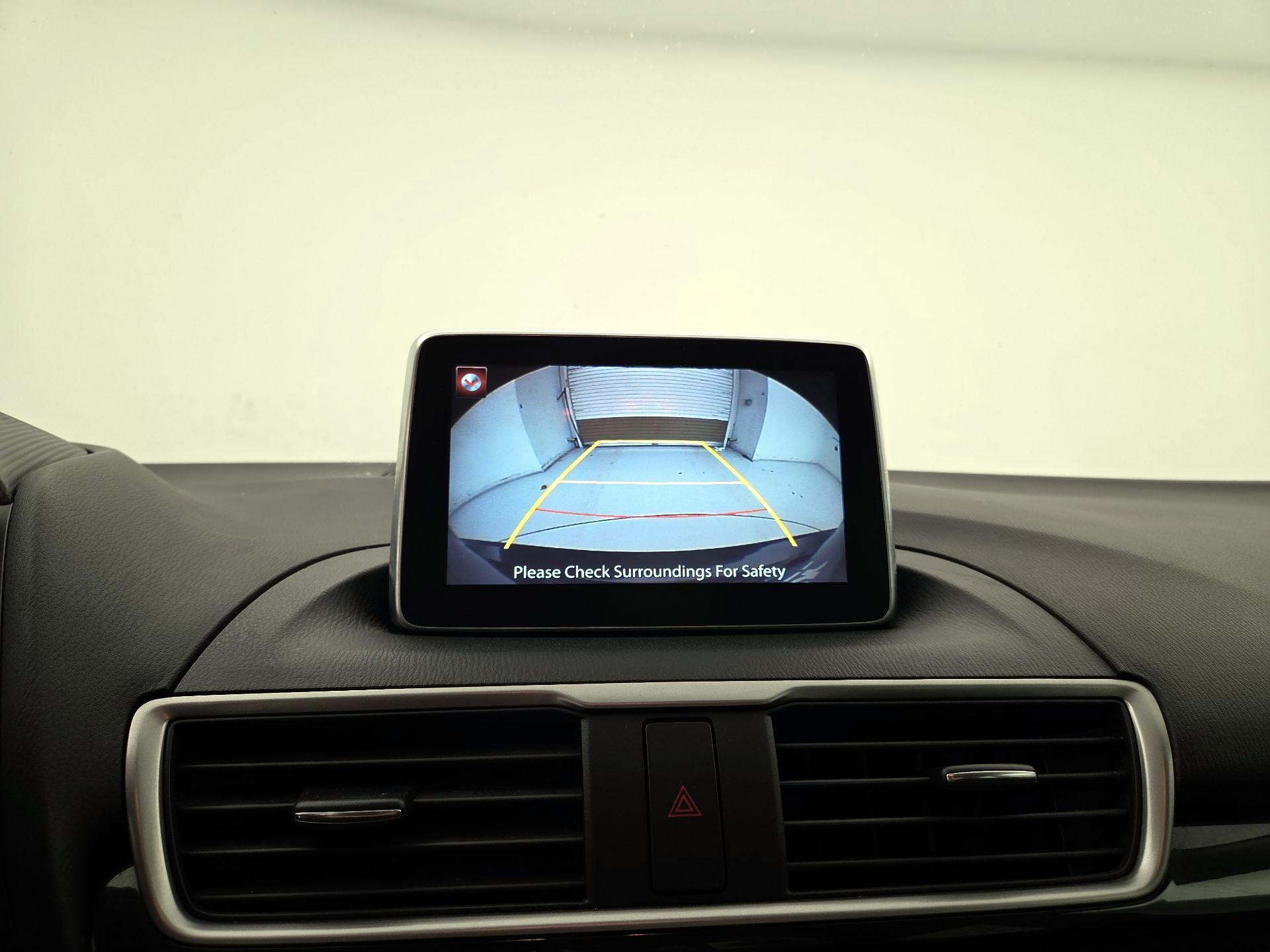 Thumbnail: 2016 Mazda Mazda3 - 14