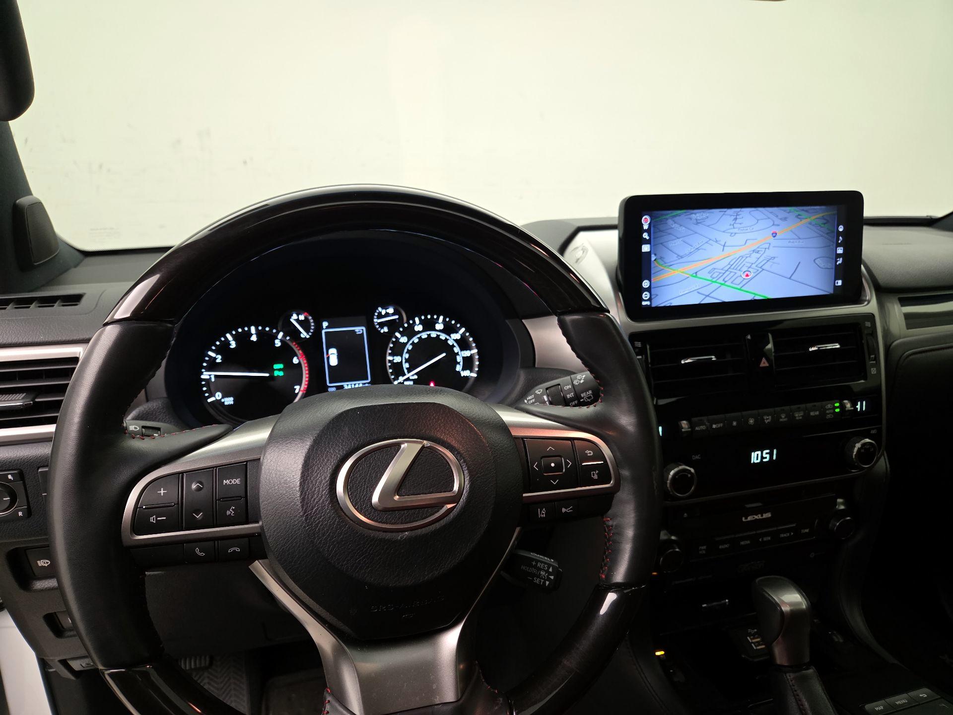 Thumbnail: 2022 Lexus GX - 10