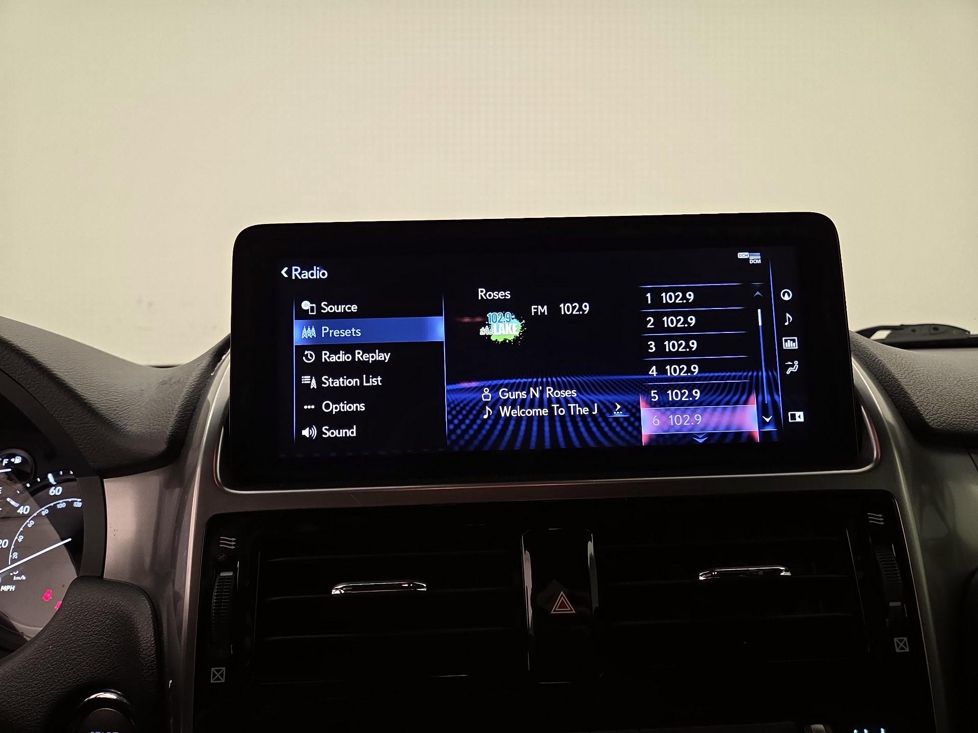 Thumbnail: 2022 Lexus GX - 16