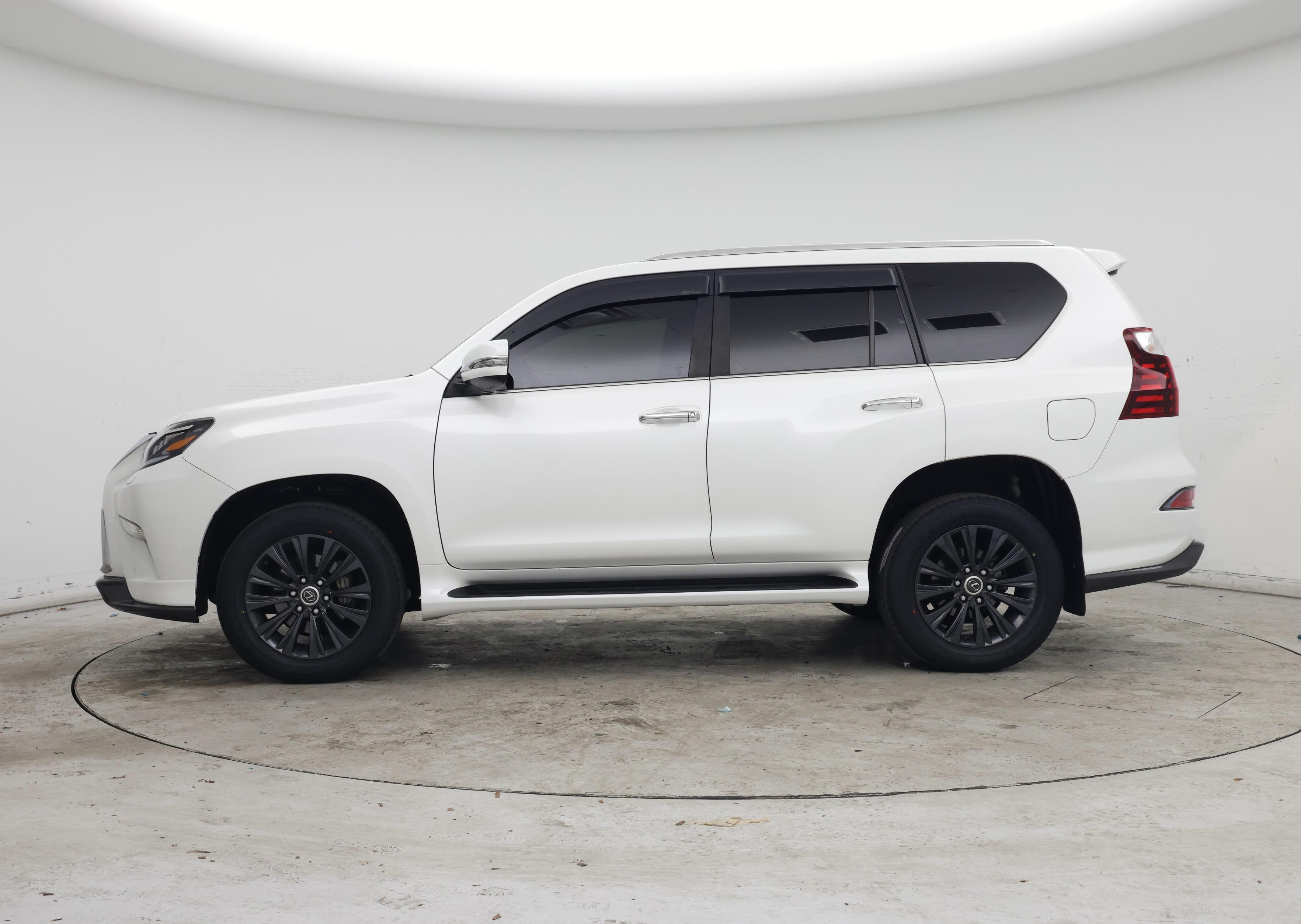 Thumbnail: 2022 Lexus GX - 3