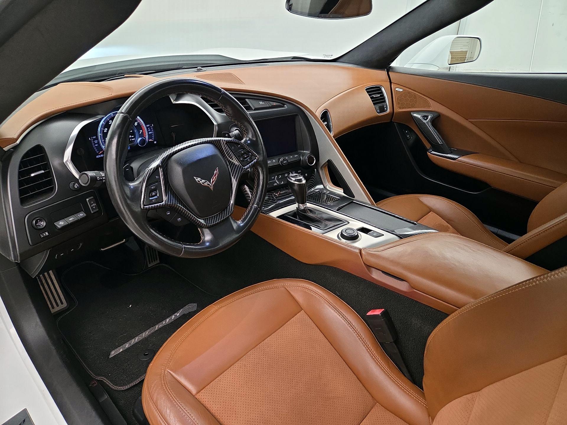 Thumbnail: 2015 Chevrolet Corvette - 9