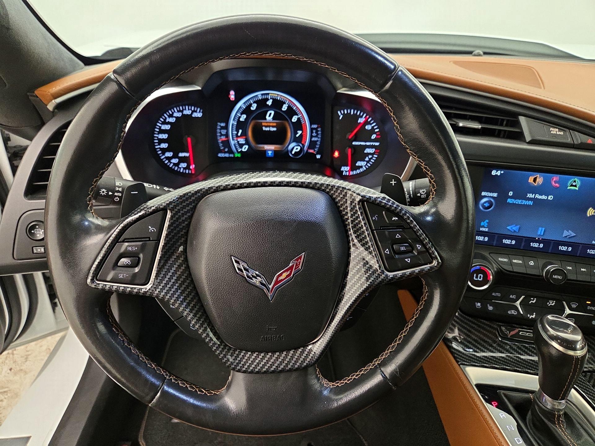 Thumbnail: 2015 Chevrolet Corvette - 10