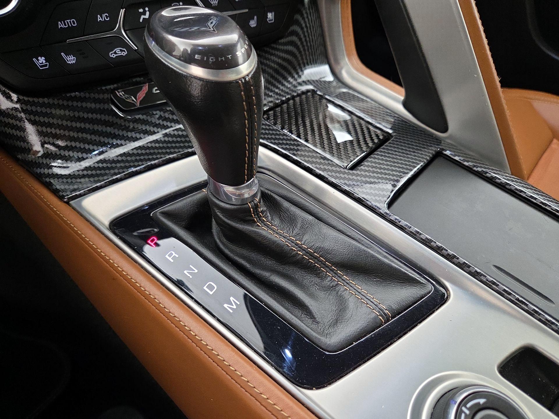 Thumbnail: 2015 Chevrolet Corvette - 17