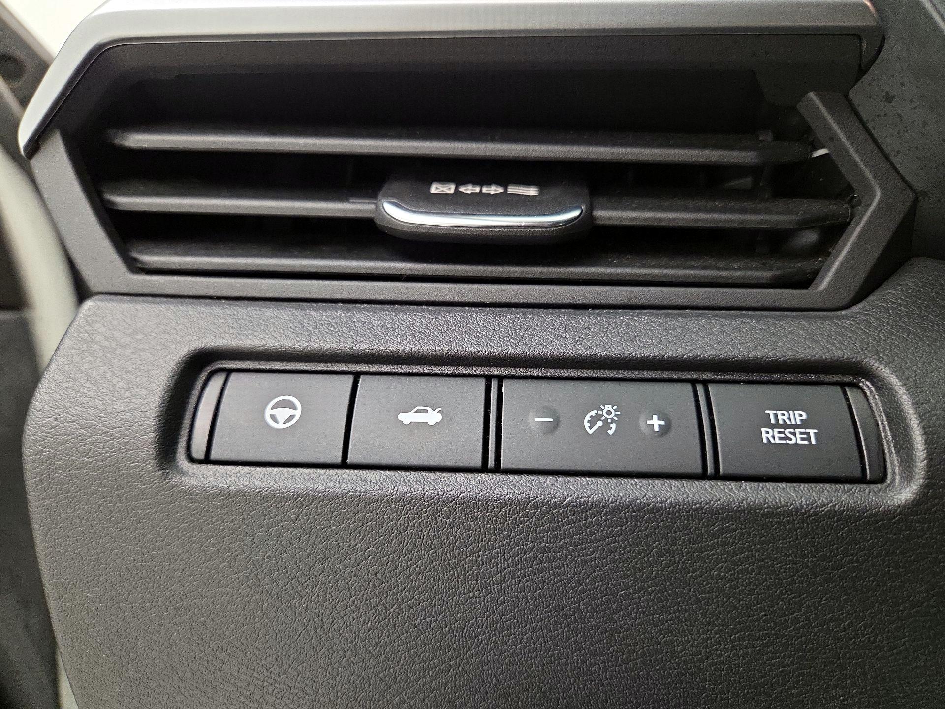 Thumbnail: 2022 Nissan Altima - 13