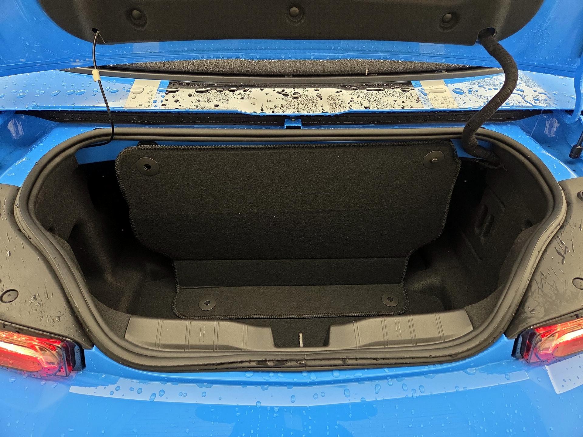 Thumbnail: 2023 Chevrolet Camaro - 18